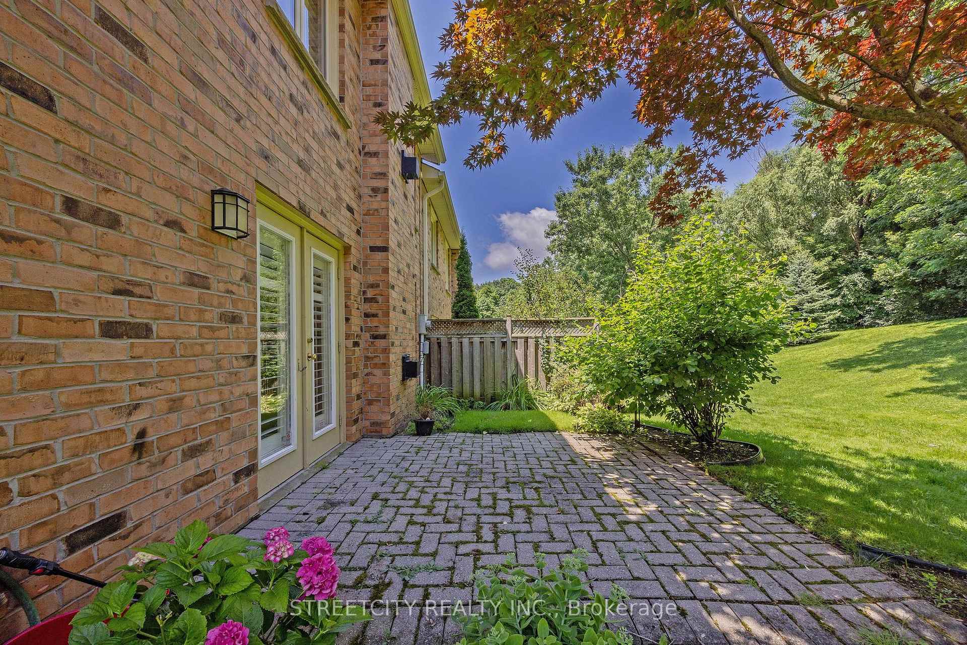 Photo 33 of Unit 8, 445 Riverside Drive, London, North N — HOMEH