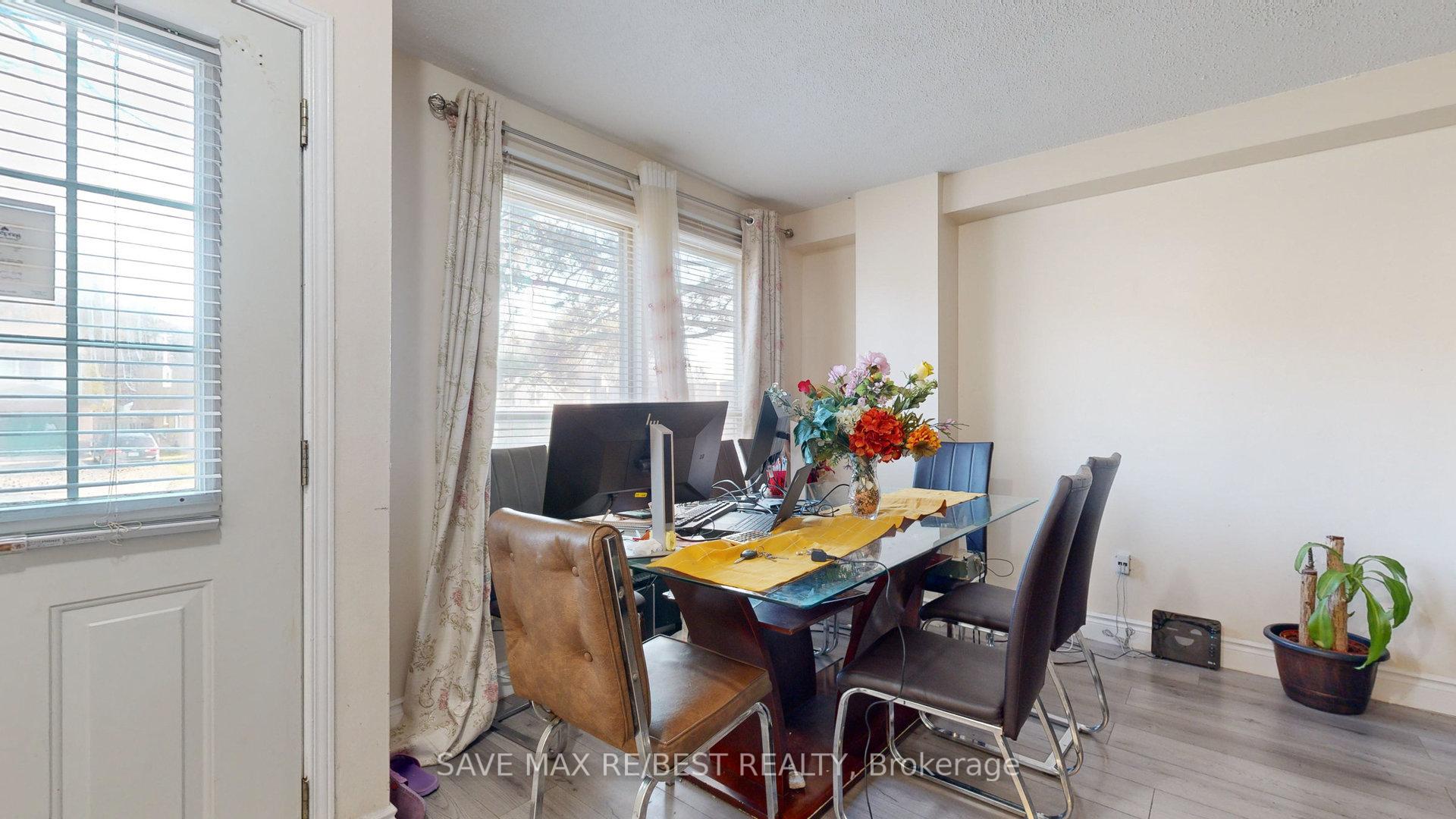 Photo 5 of Unit 4, 375 Pioneer Drive, Kitchener, Pioneer Park — HOMEH