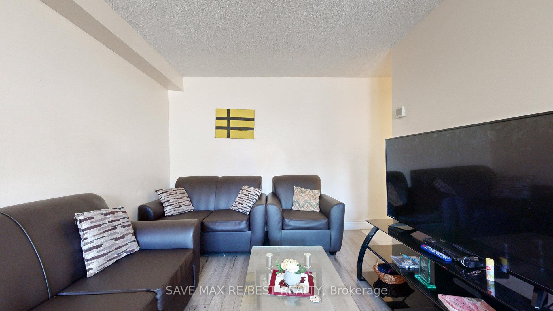 Photo 10 of Unit 4, 375 Pioneer Drive, Kitchener, Pioneer Park — HOMEH