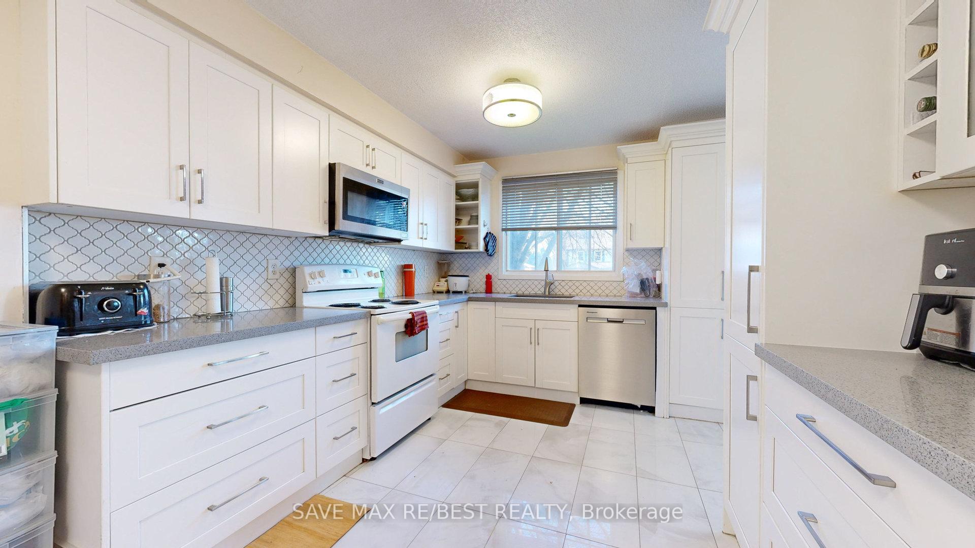 Photo 17 of Unit 4, 375 Pioneer Drive, Kitchener, Pioneer Park — HOMEH