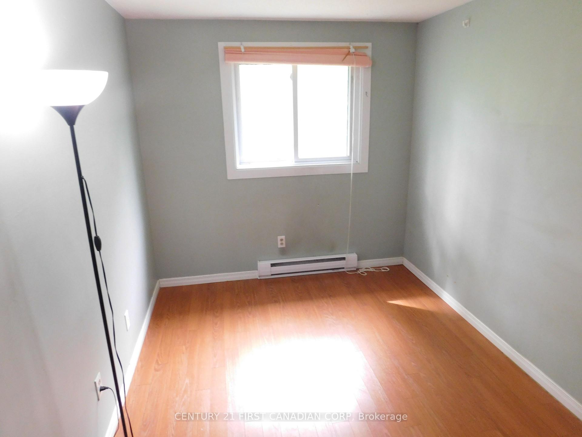 Photo 13 of Unit 22, 253 Taylor Street, London, East C — HOMEH
