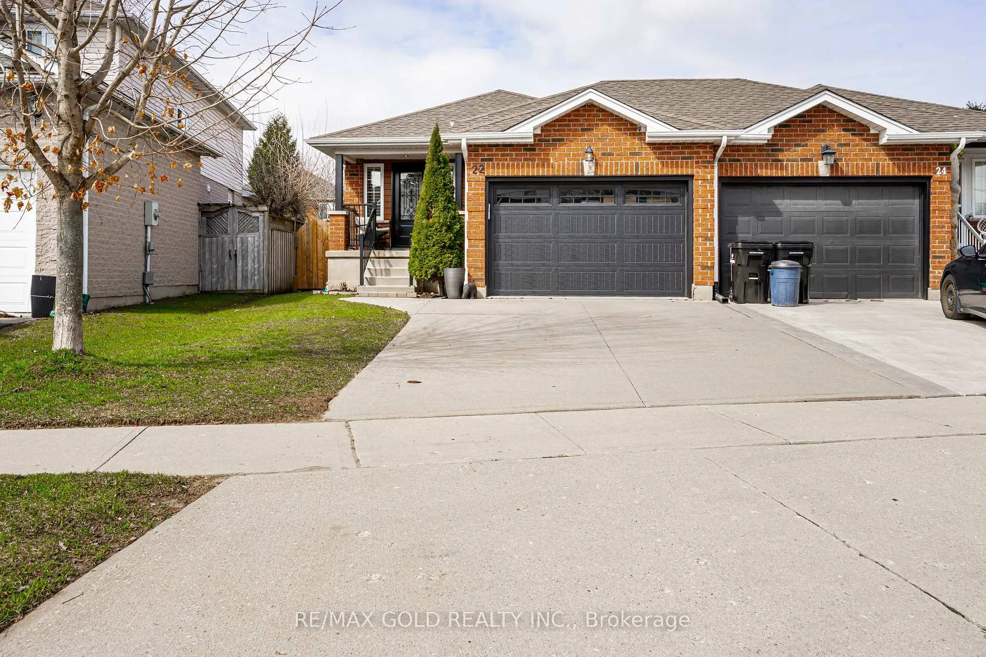 Photo 1 of 22 Martson Crescent, Leamington — HOMEH