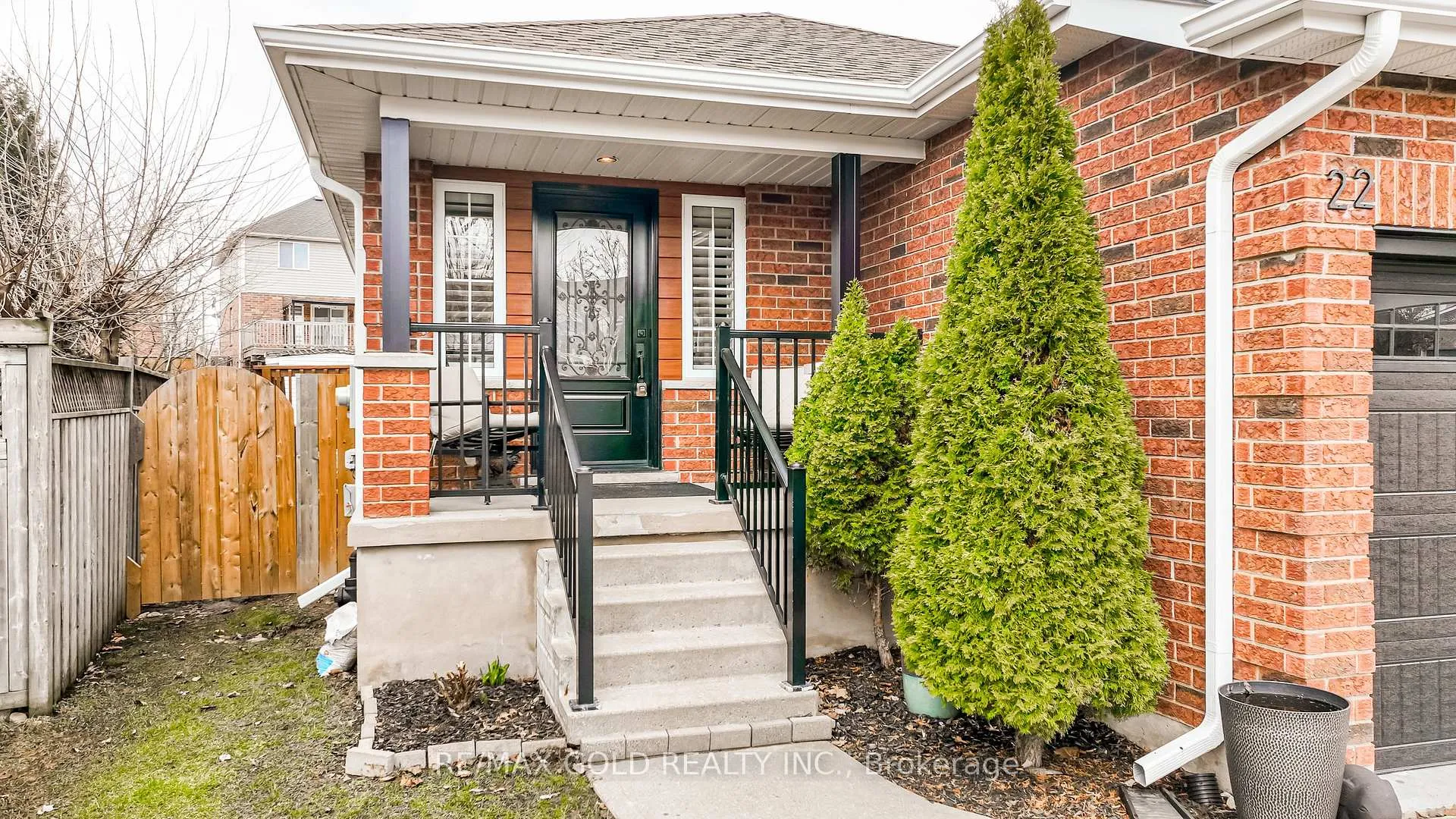 Photo 4 of 22 Martson Crescent, Leamington — HOMEH
