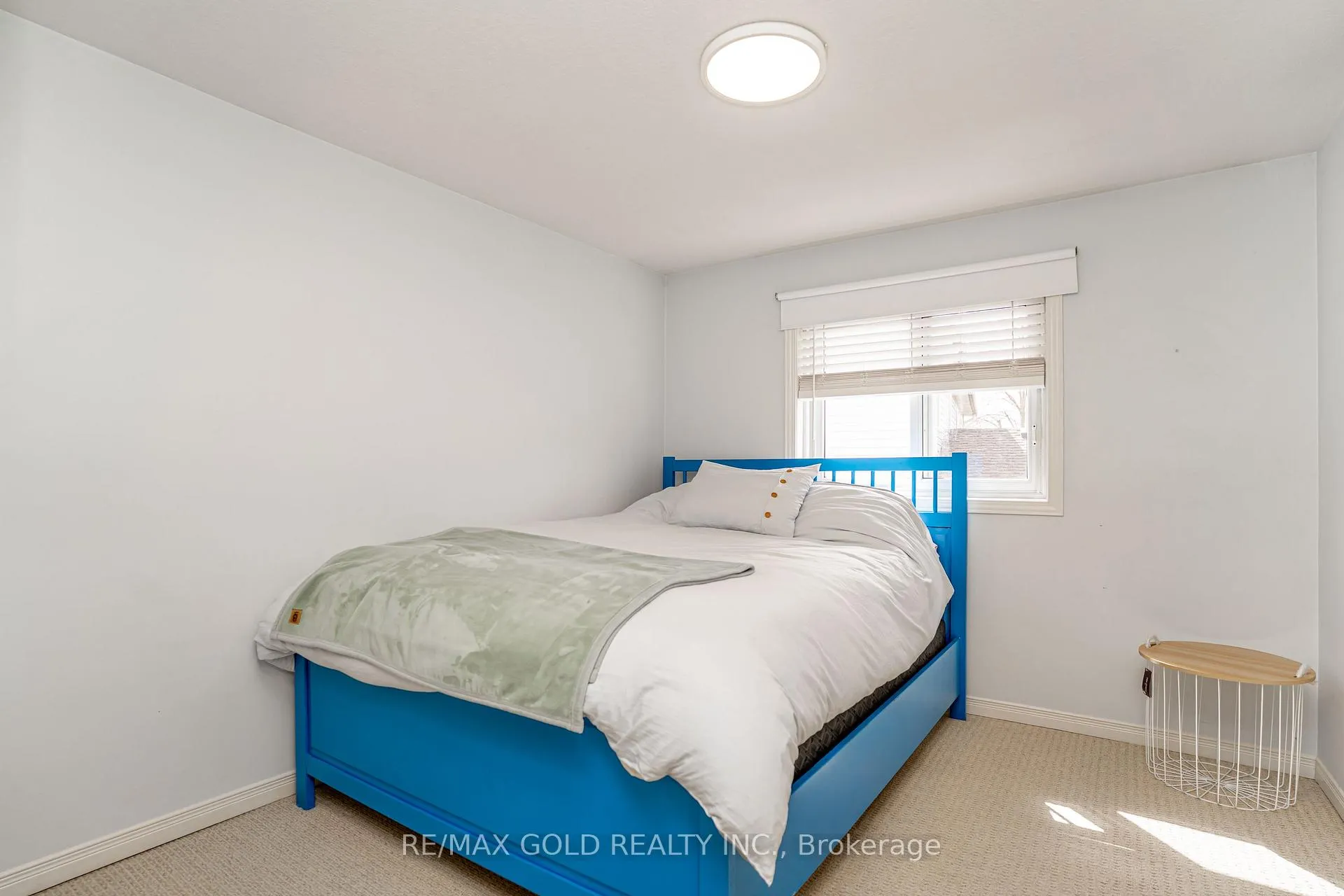 Photo 23 of 22 Martson Crescent, Leamington — HOMEH