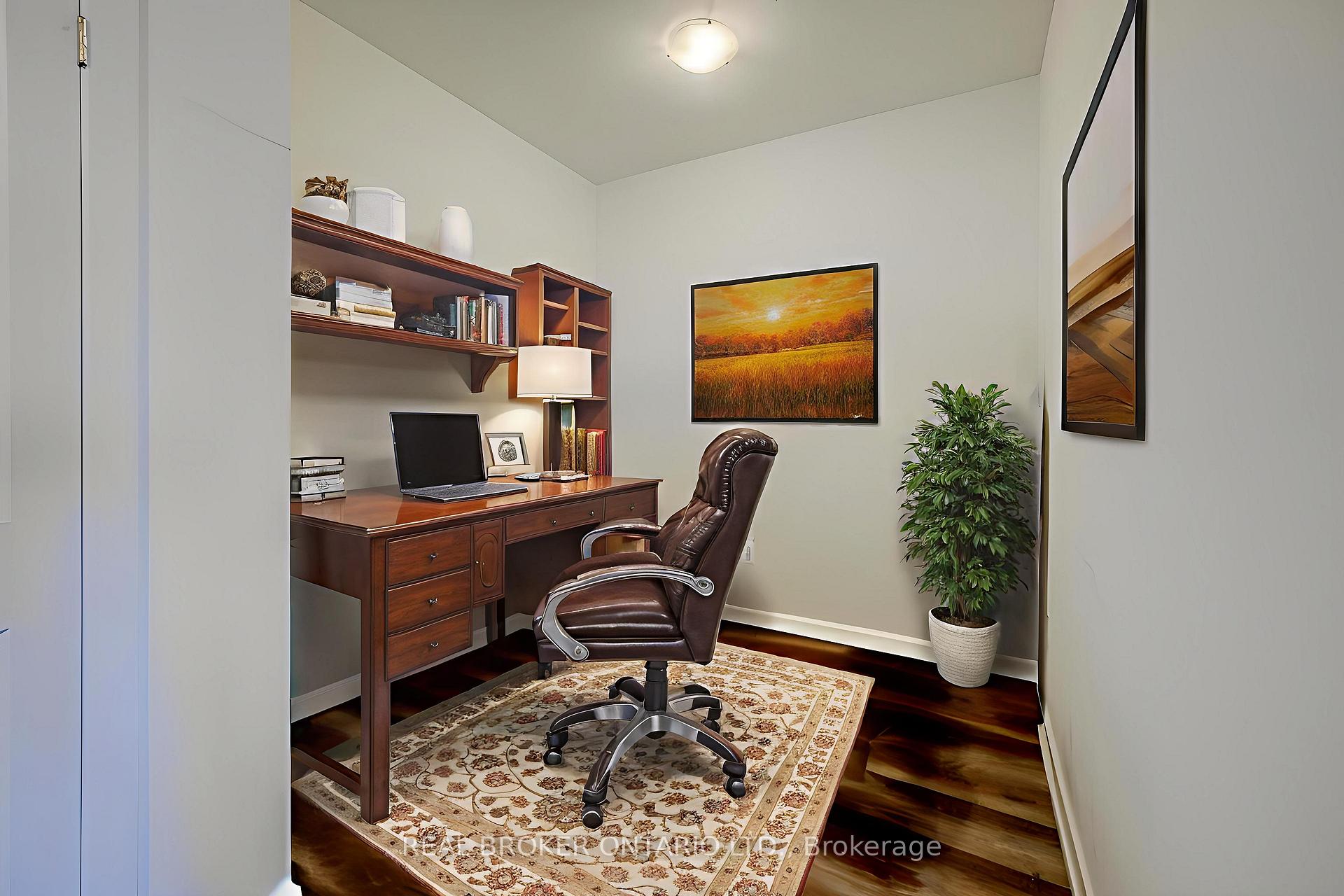 Photo 3 of Unit 1108, 460 Dundas Street E, Hamilton, Waterdown — HOMEH