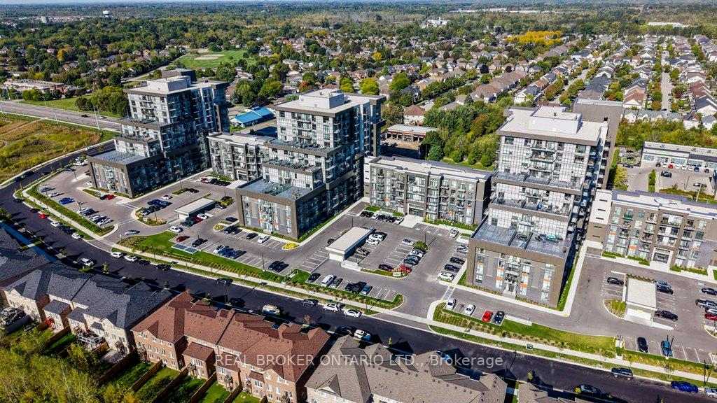Photo 10 of Unit 1108, 460 Dundas Street E, Hamilton, Waterdown — HOMEH