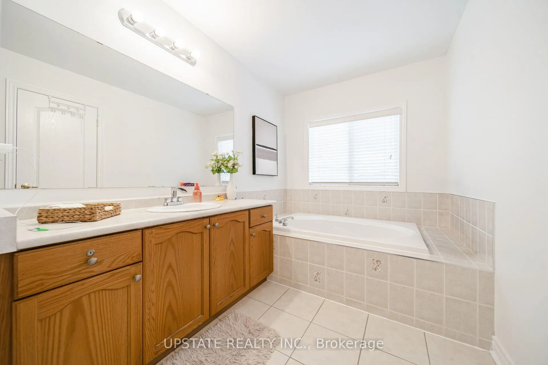 Photo 44 of 45 Trailview Lane, Caledon, Bolton West — HOMEH