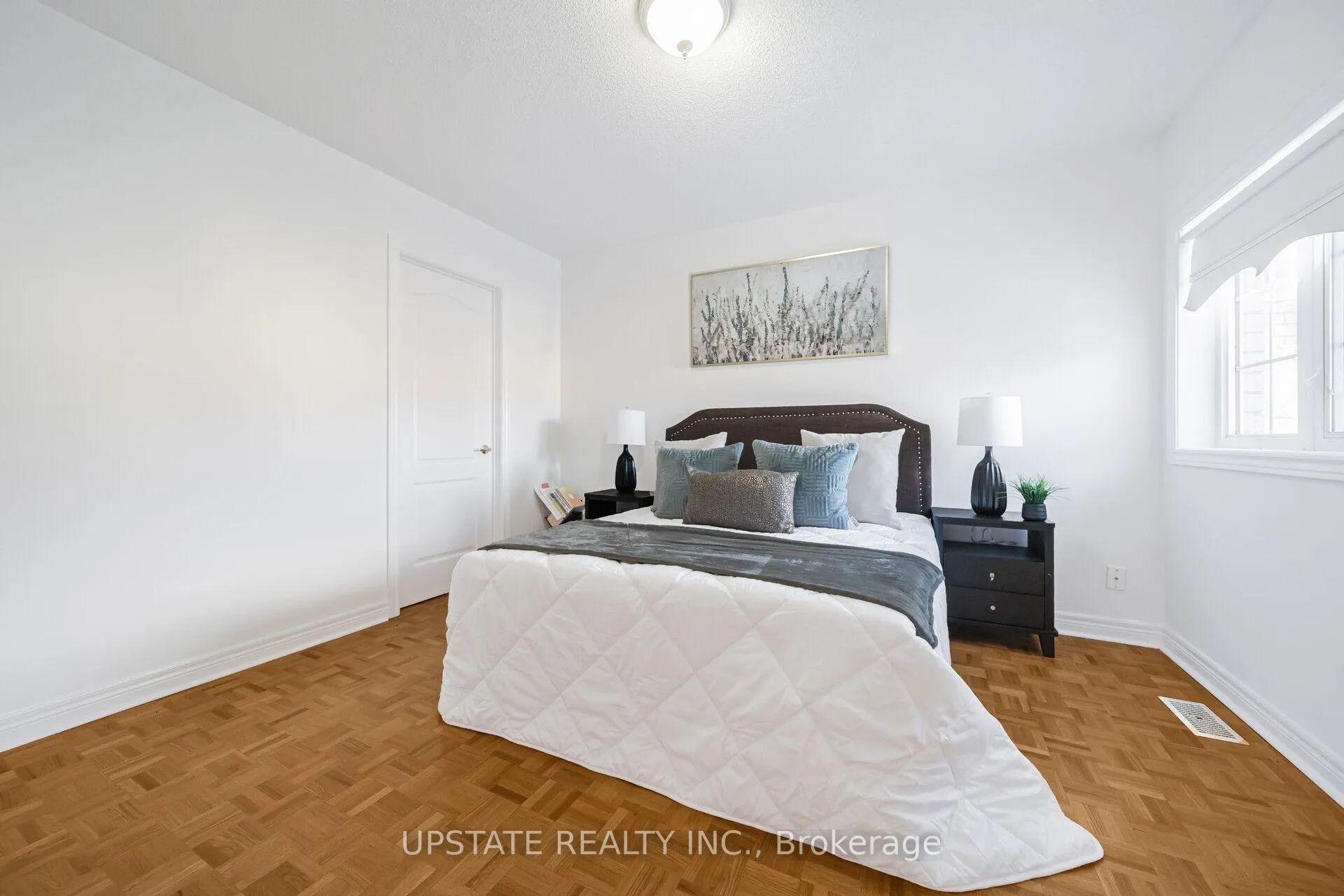 Photo 48 of 45 Trailview Lane, Caledon, Bolton West — HOMEH