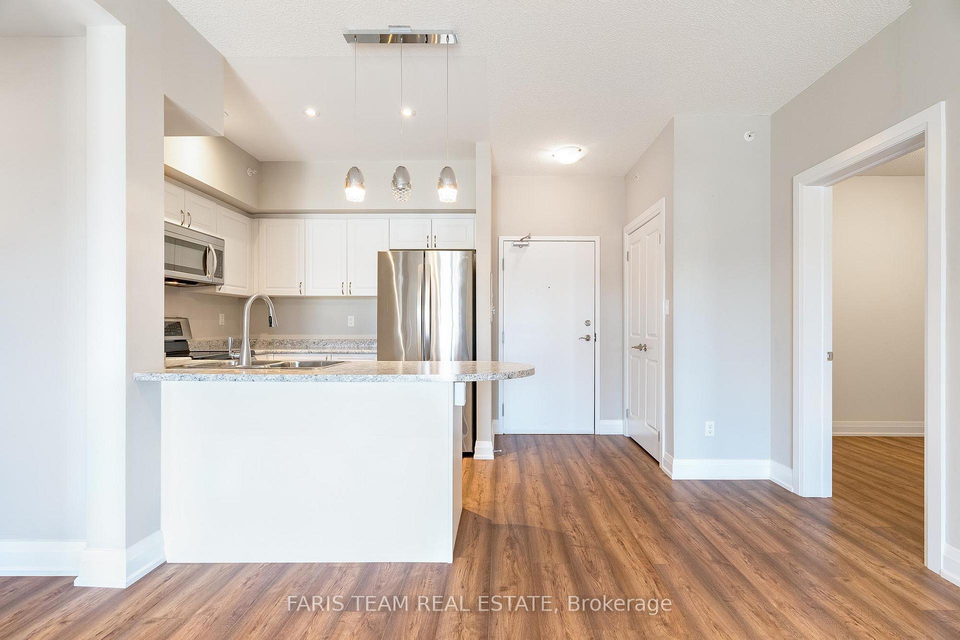Photo 7 of Unit 206, 299 Cundles Road E, Barrie, Alliance — HOMEH