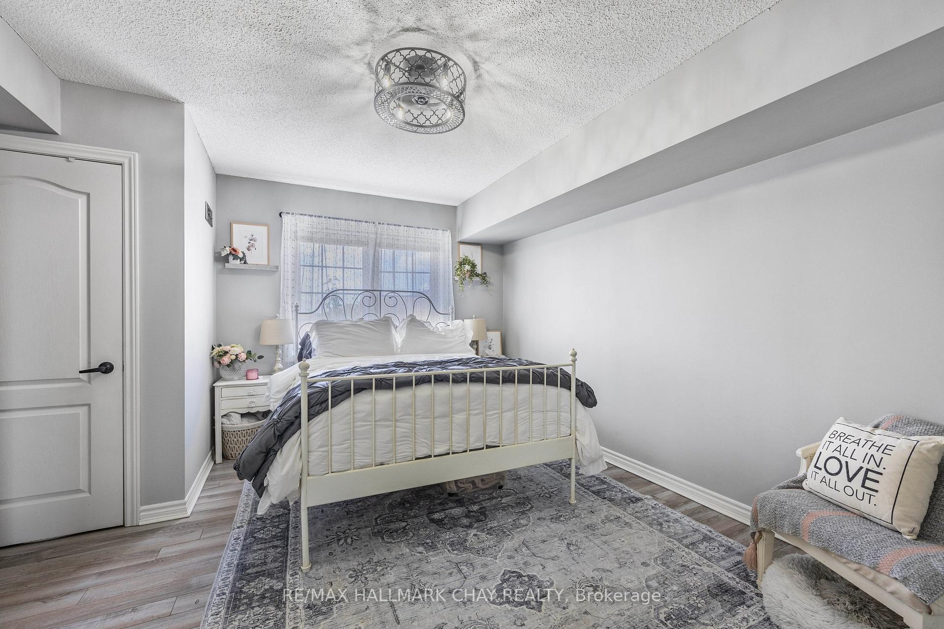 Photo 12 of Unit 25, 137 Sydenham Wells, Barrie, Georgian Drive — HOMEH
