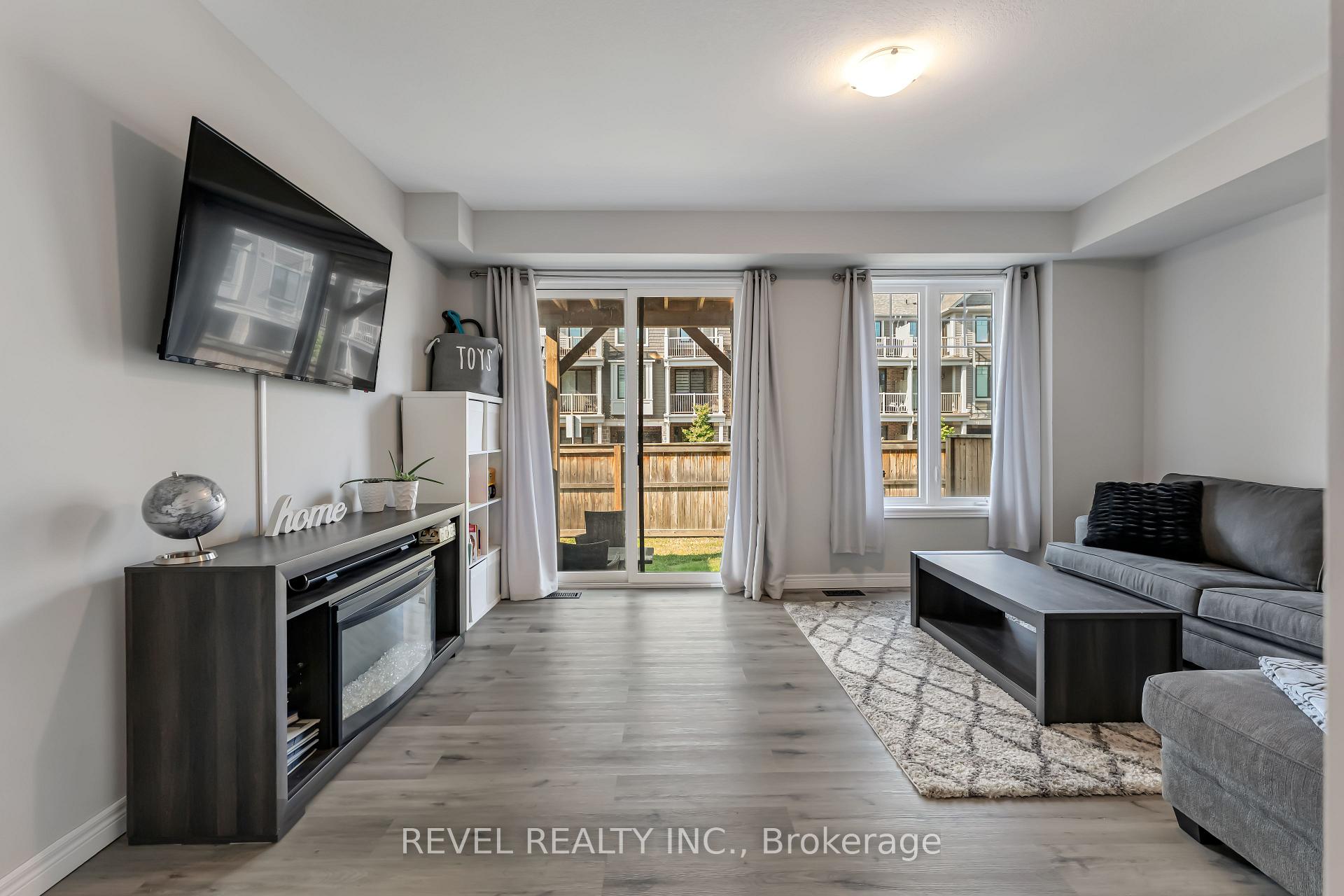 Photo 4 of Unit 31, 288 Glover Road, Hamilton, Fruitland — HOMEH