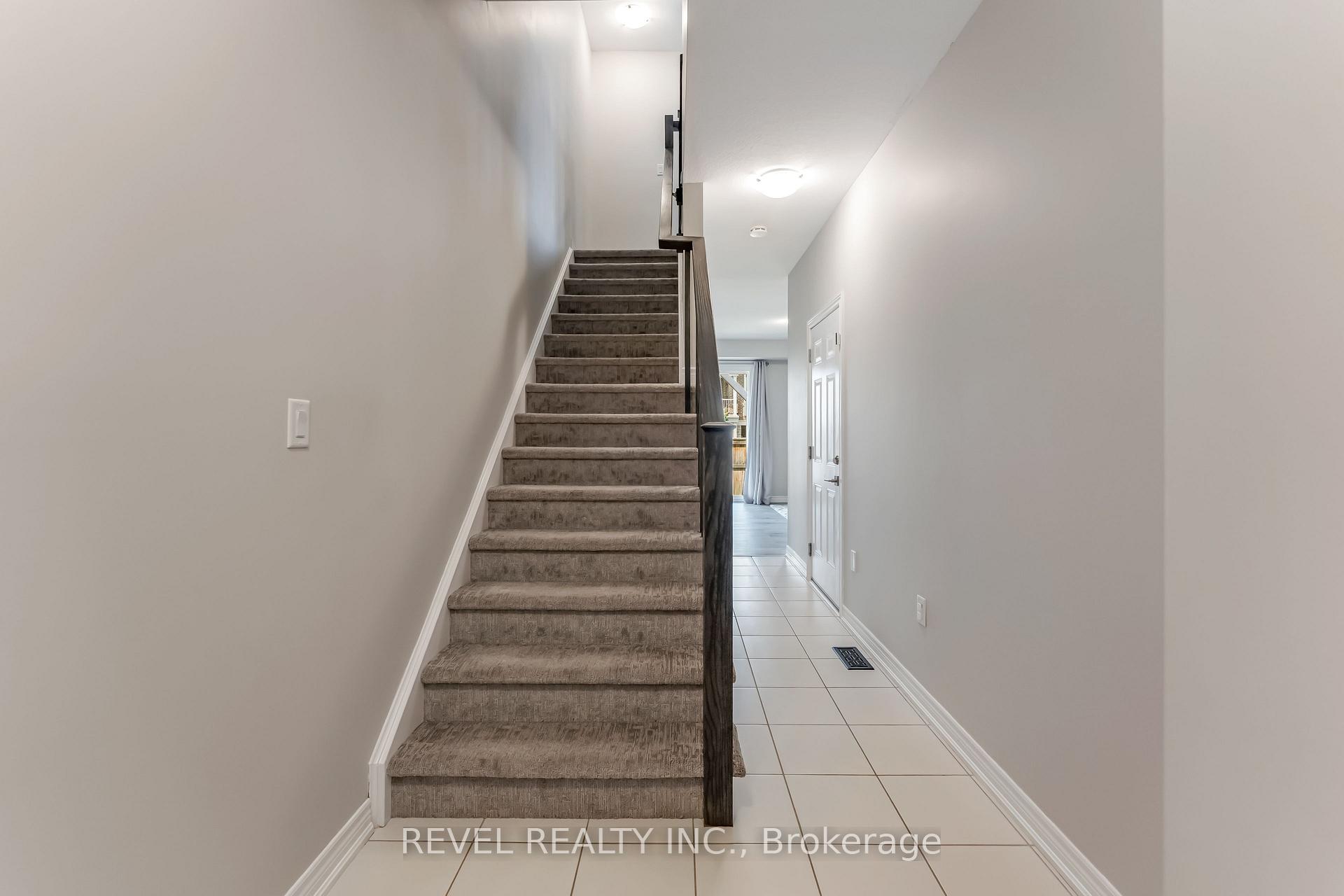 Photo 7 of Unit 31, 288 Glover Road, Hamilton, Fruitland — HOMEH