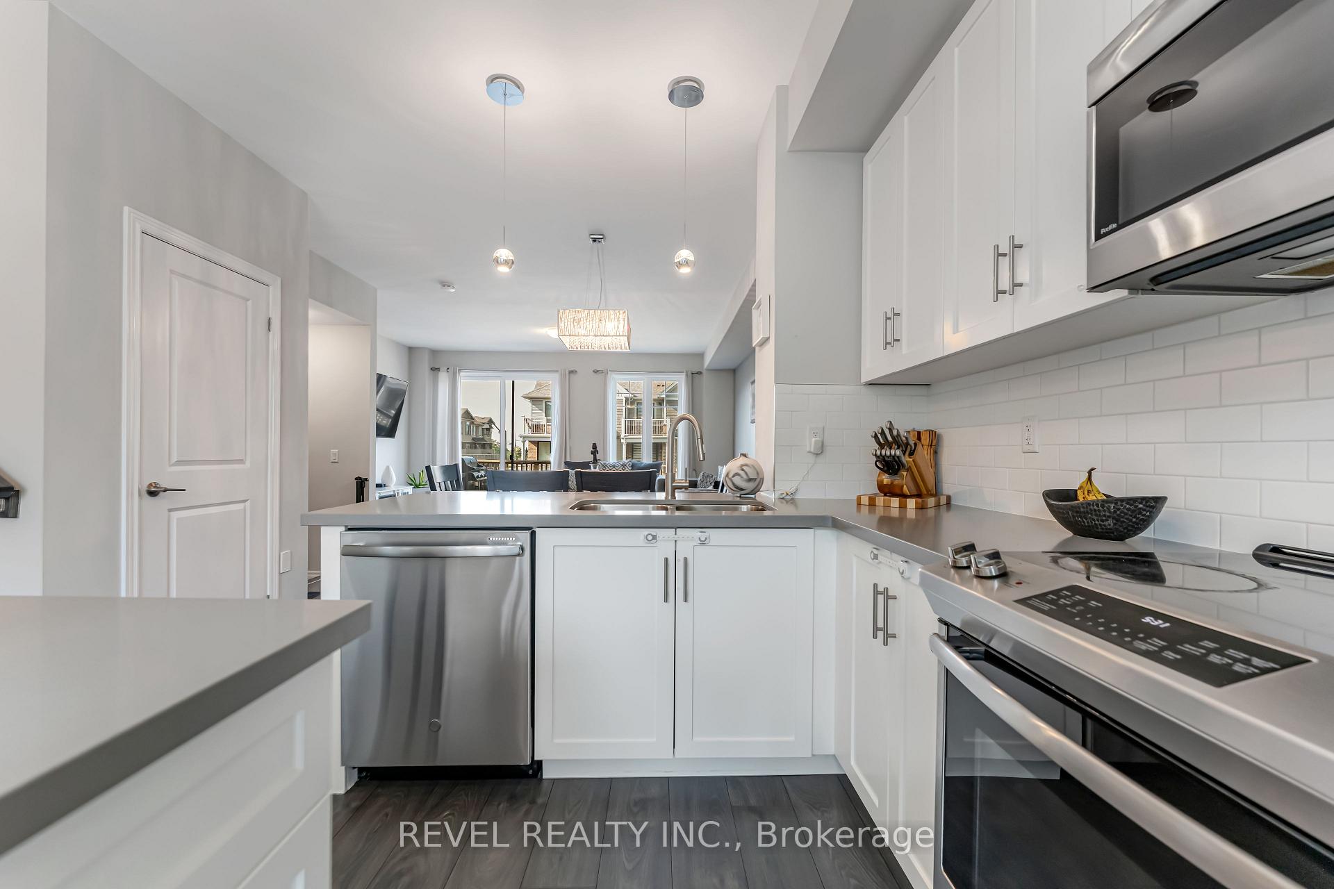 Photo 12 of Unit 31, 288 Glover Road, Hamilton, Fruitland — HOMEH