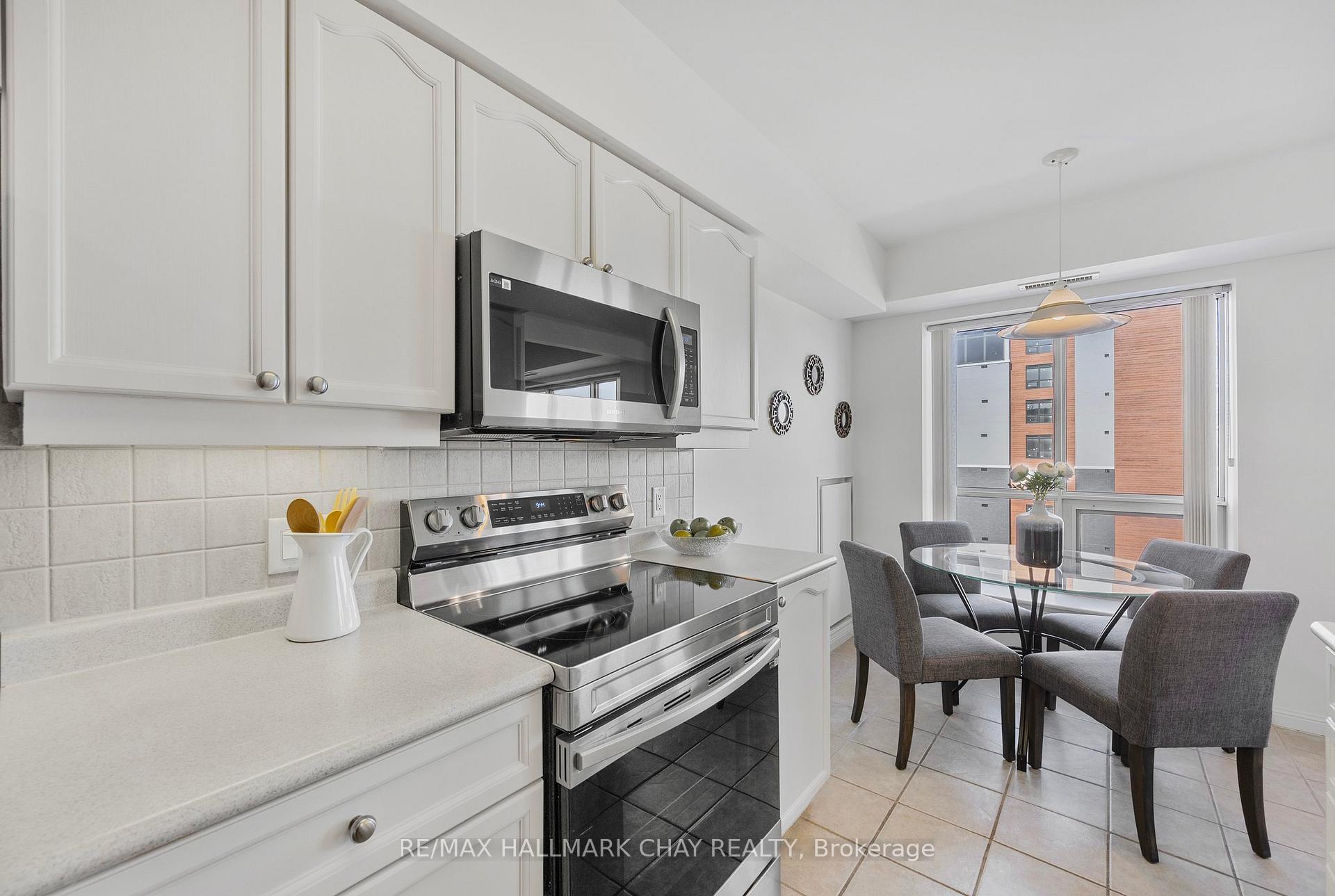 Photo 6 of Unit 412, 90 Dean Avenue, Barrie, Painswick South — HOMEH