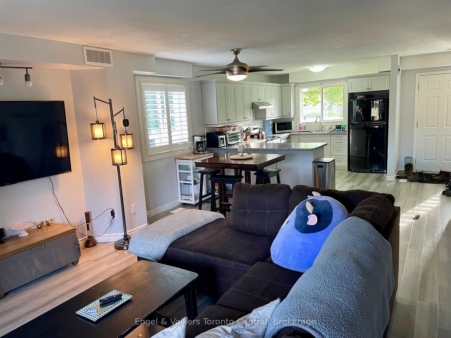 Photo 5 of Unit 25, 15 Watts Crescent, Collingwood — HOMEH