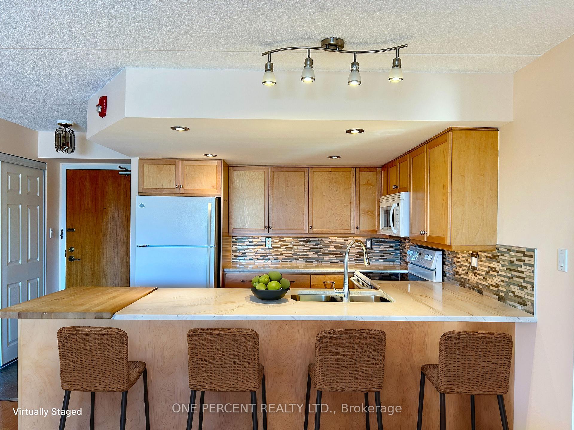Photo 4 of Unit 310, 172 Eighth Street, Collingwood — HOMEH