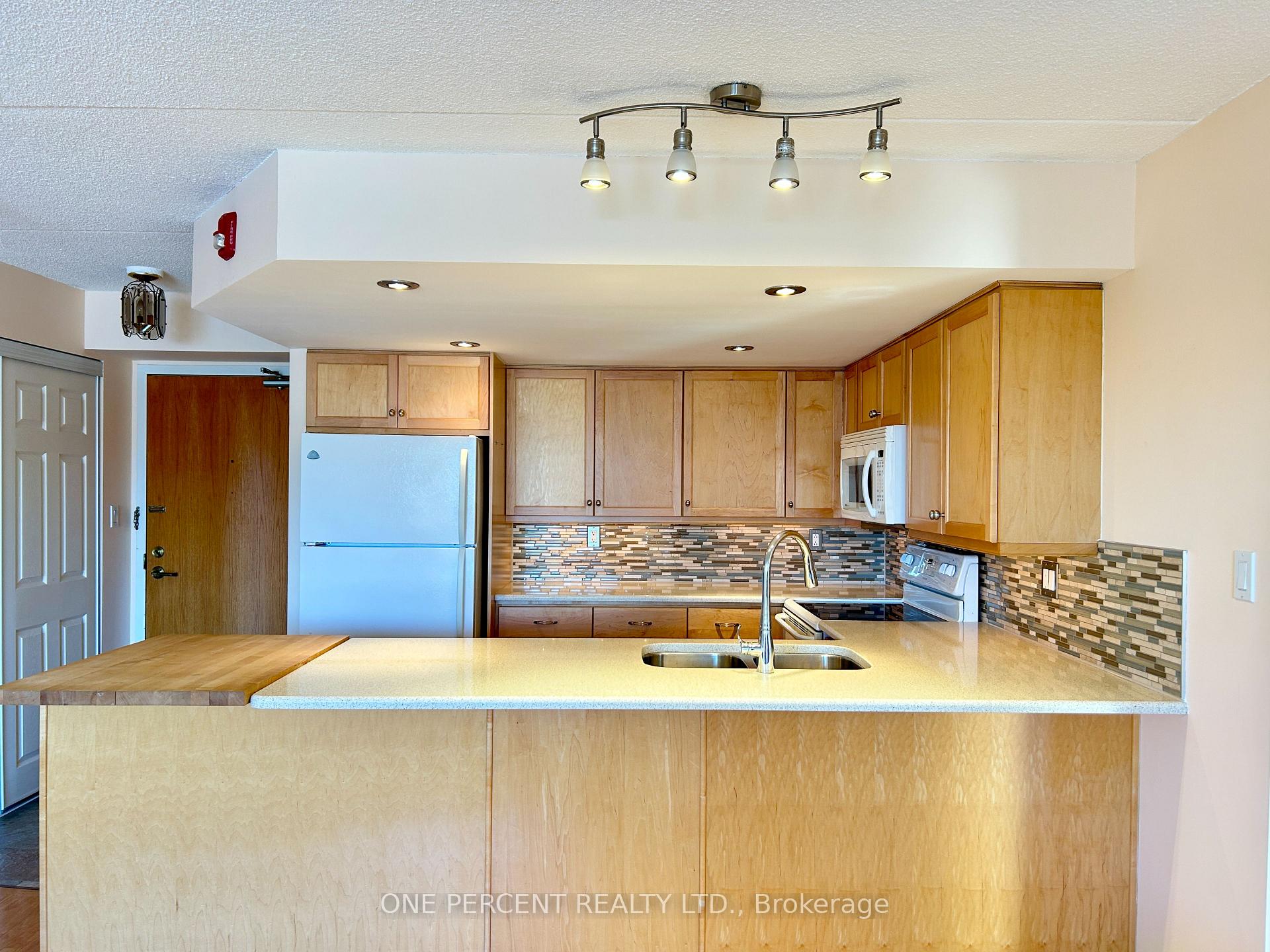 Photo 16 of Unit 310, 172 Eighth Street, Collingwood — HOMEH