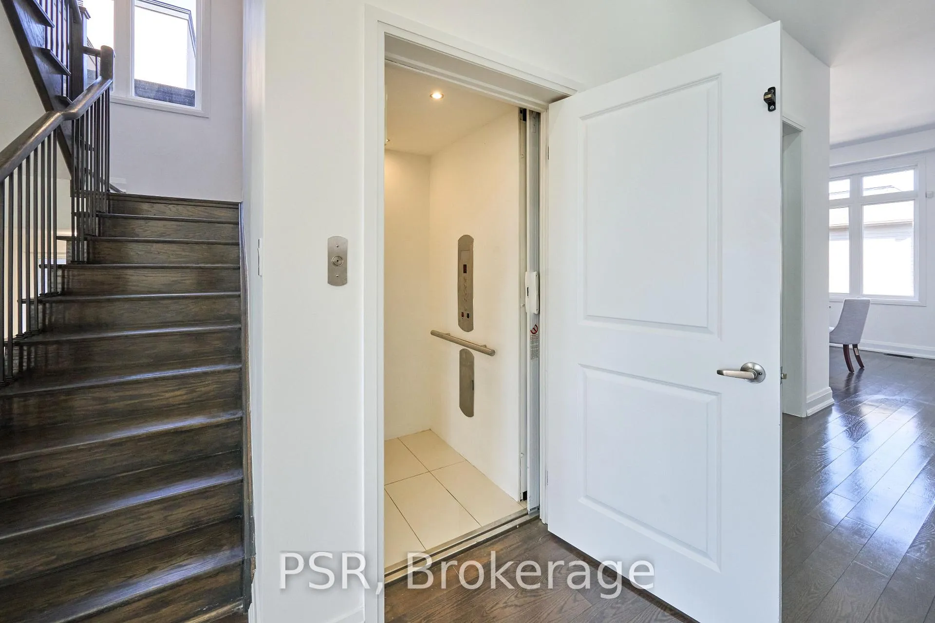 Photo 38 of 195 Port Darlington Road, Clarington, Bowmanville — HOMEH