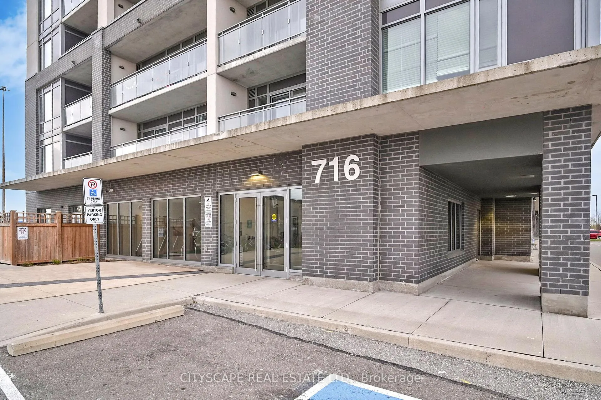 Photo 2 of Unit 1008, 716 Main Street E, Milton, Timberlea — HOMEH