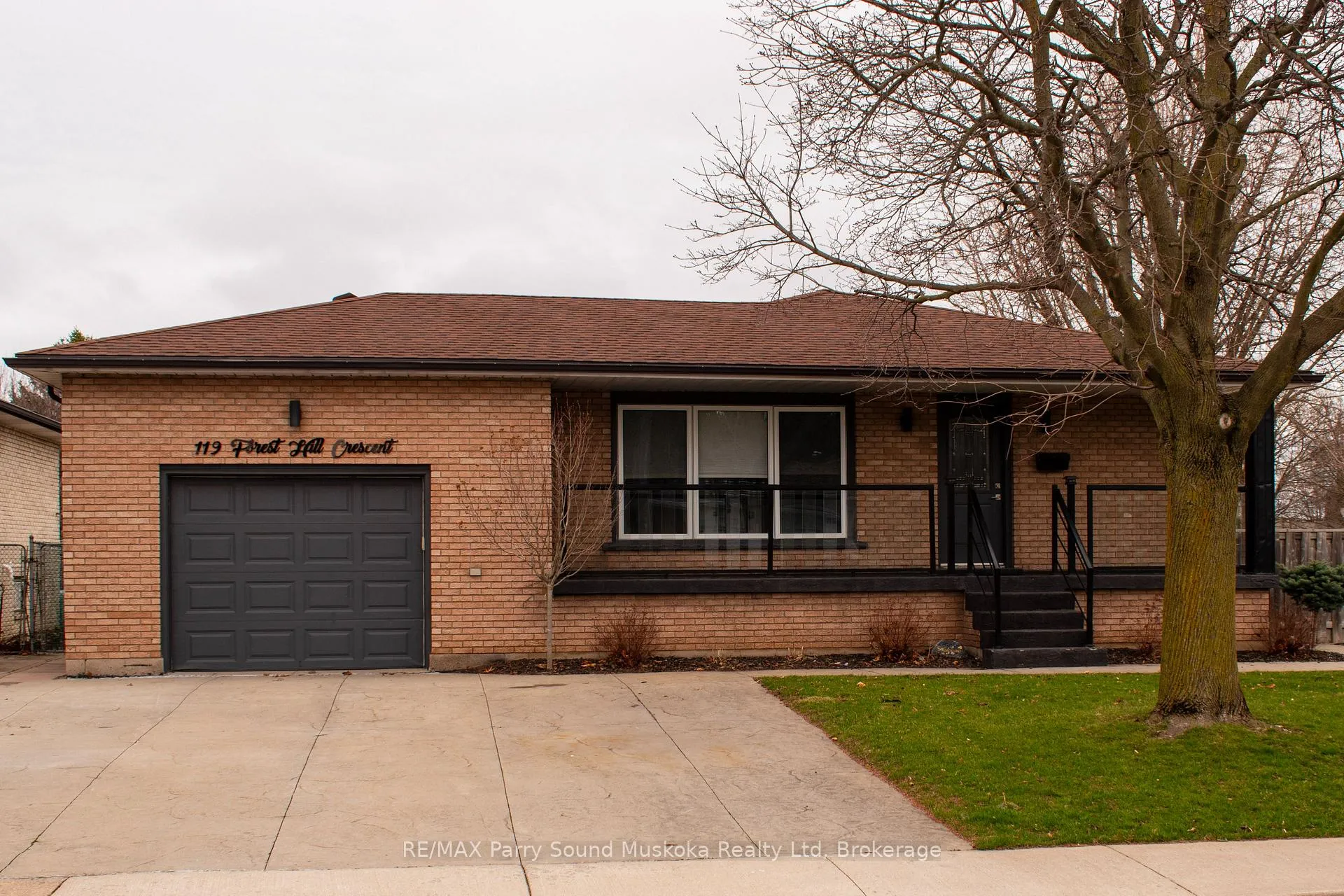 Photo 1 of 119 Forest Hill Crescent, Hamilton, Red Hill — HOMEH