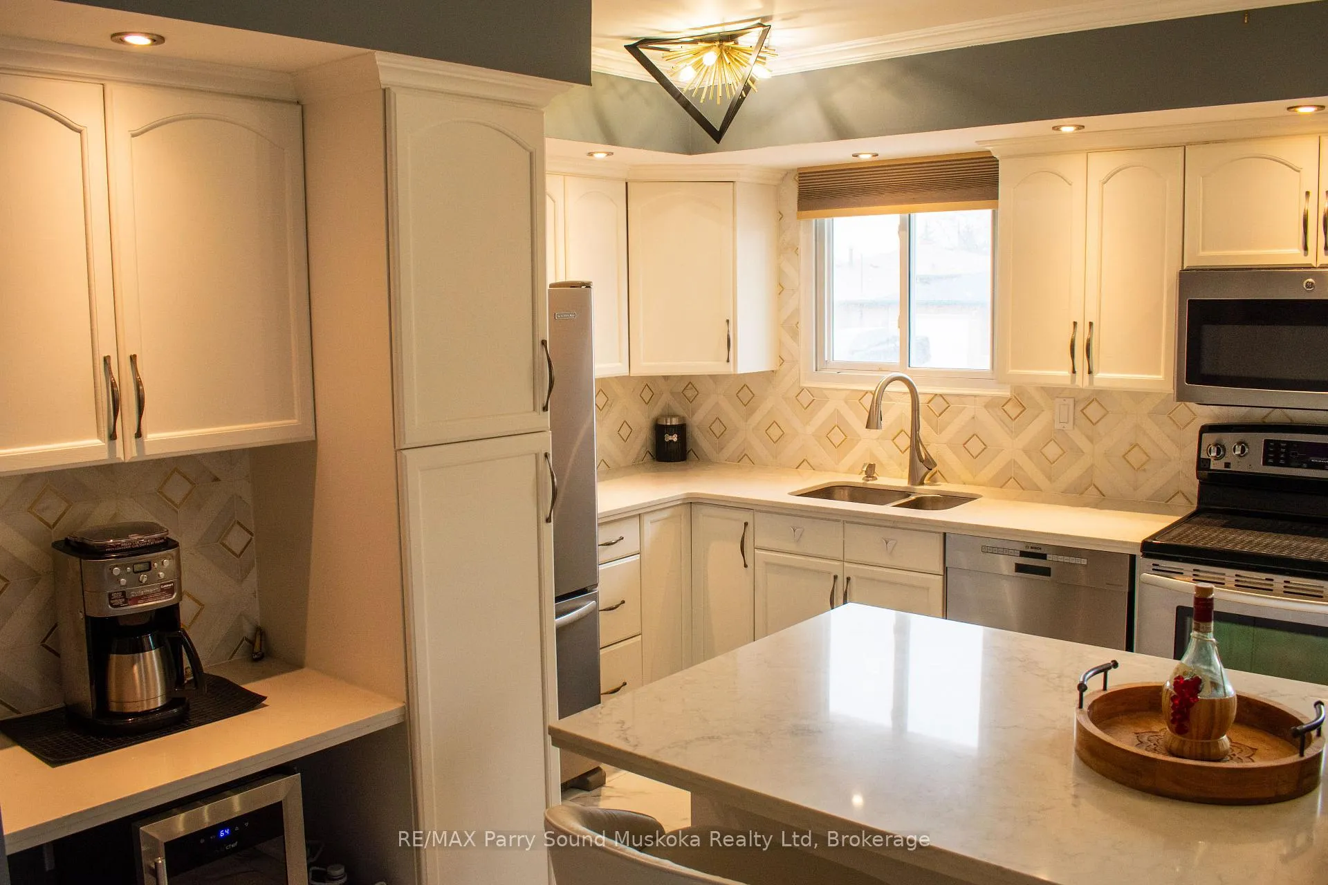 Photo 12 of 119 Forest Hill Crescent, Hamilton, Red Hill — HOMEH