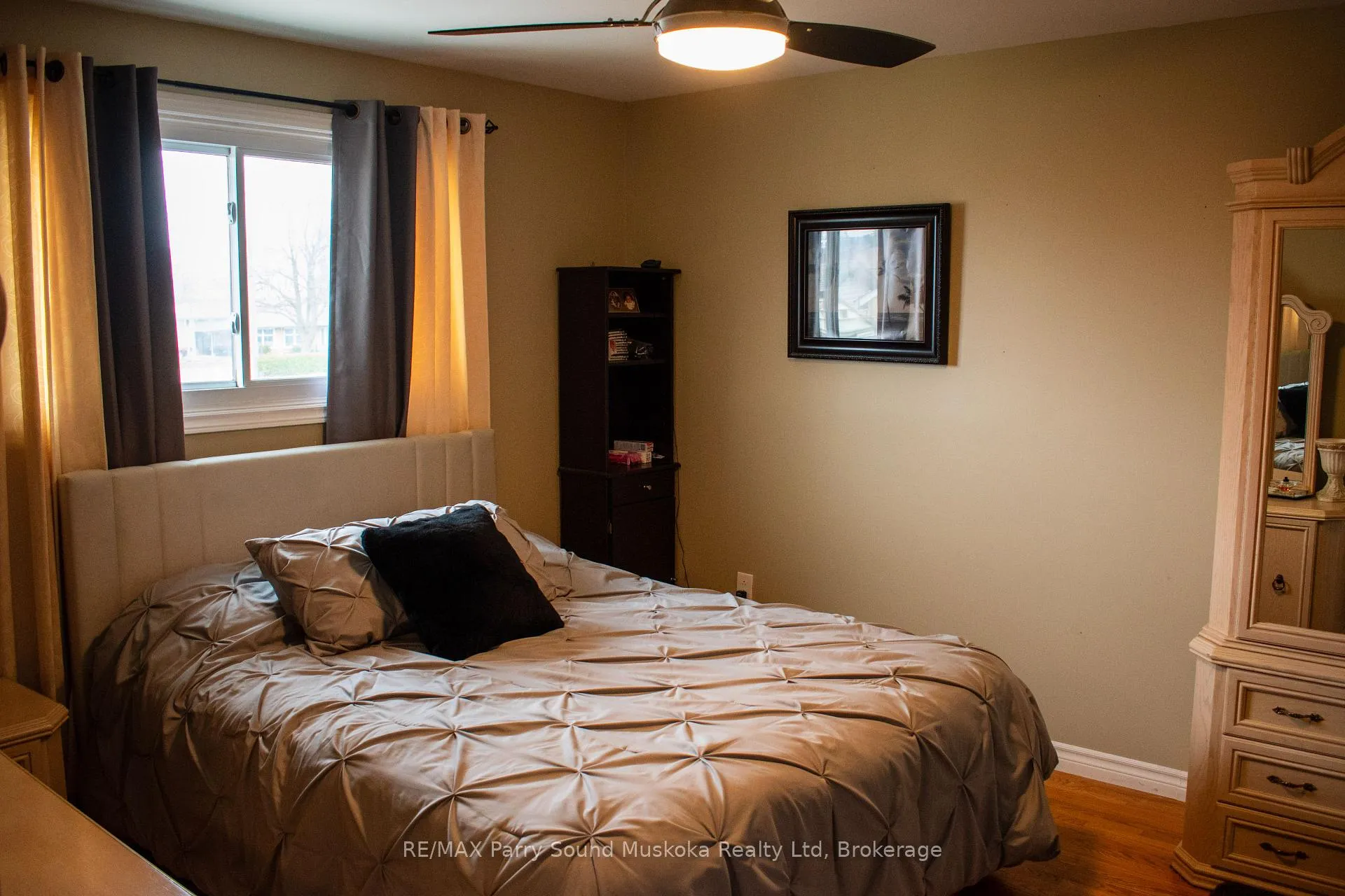 Photo 16 of 119 Forest Hill Crescent, Hamilton, Red Hill — HOMEH
