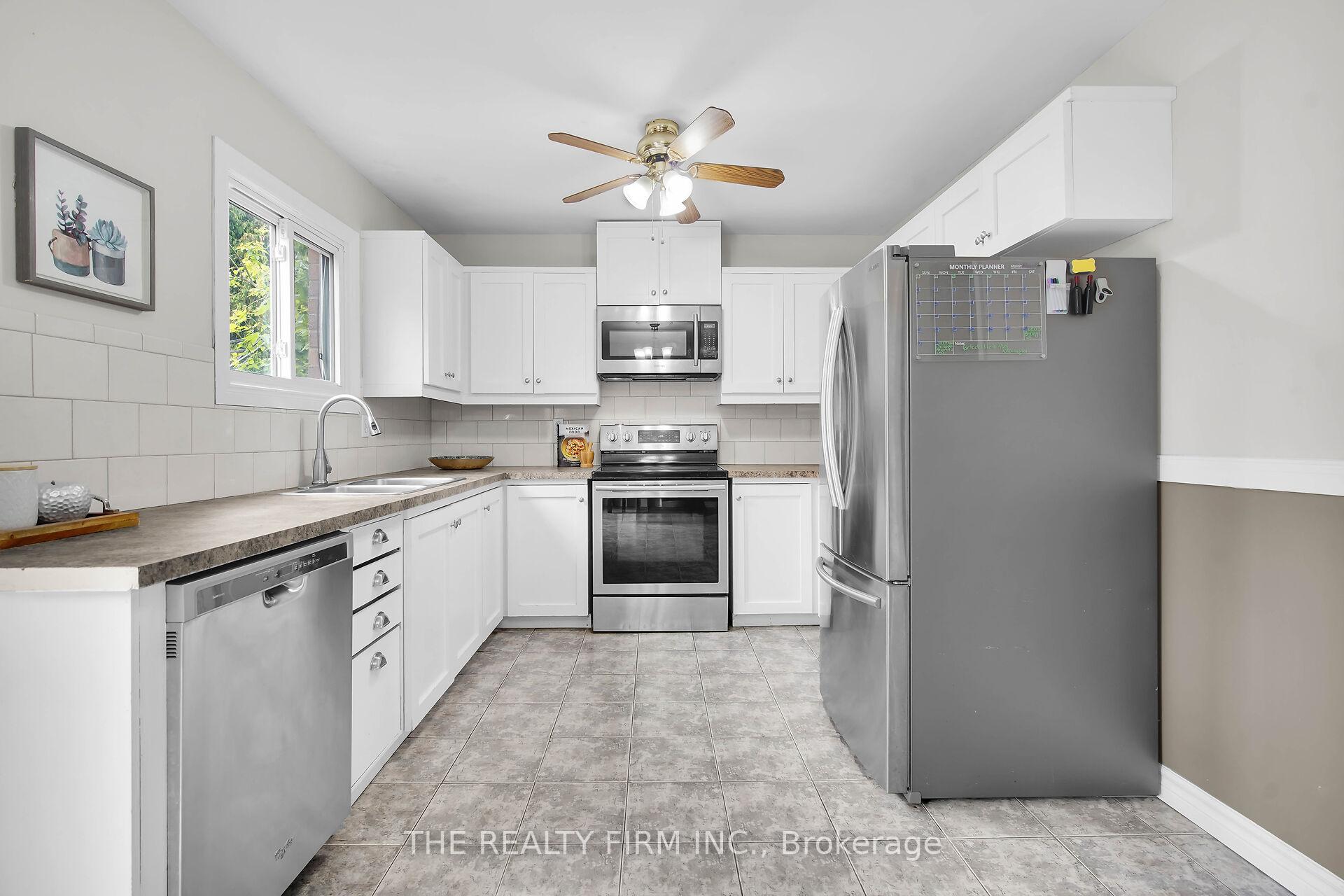 Photo 9 of Unit 65, 720 Deveron Crescent, London, South T — HOMEH