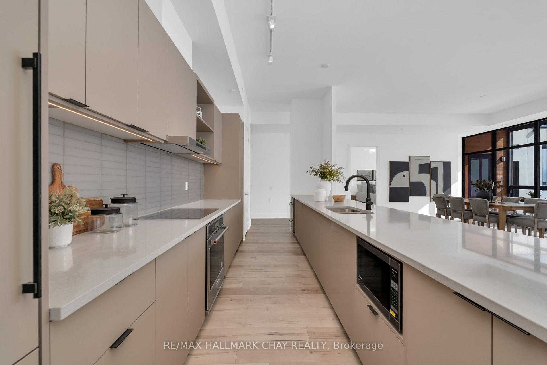 Photo 14 of Unit PH07, 185 Dunlop Street E, Barrie, Lakeshore — HOMEH