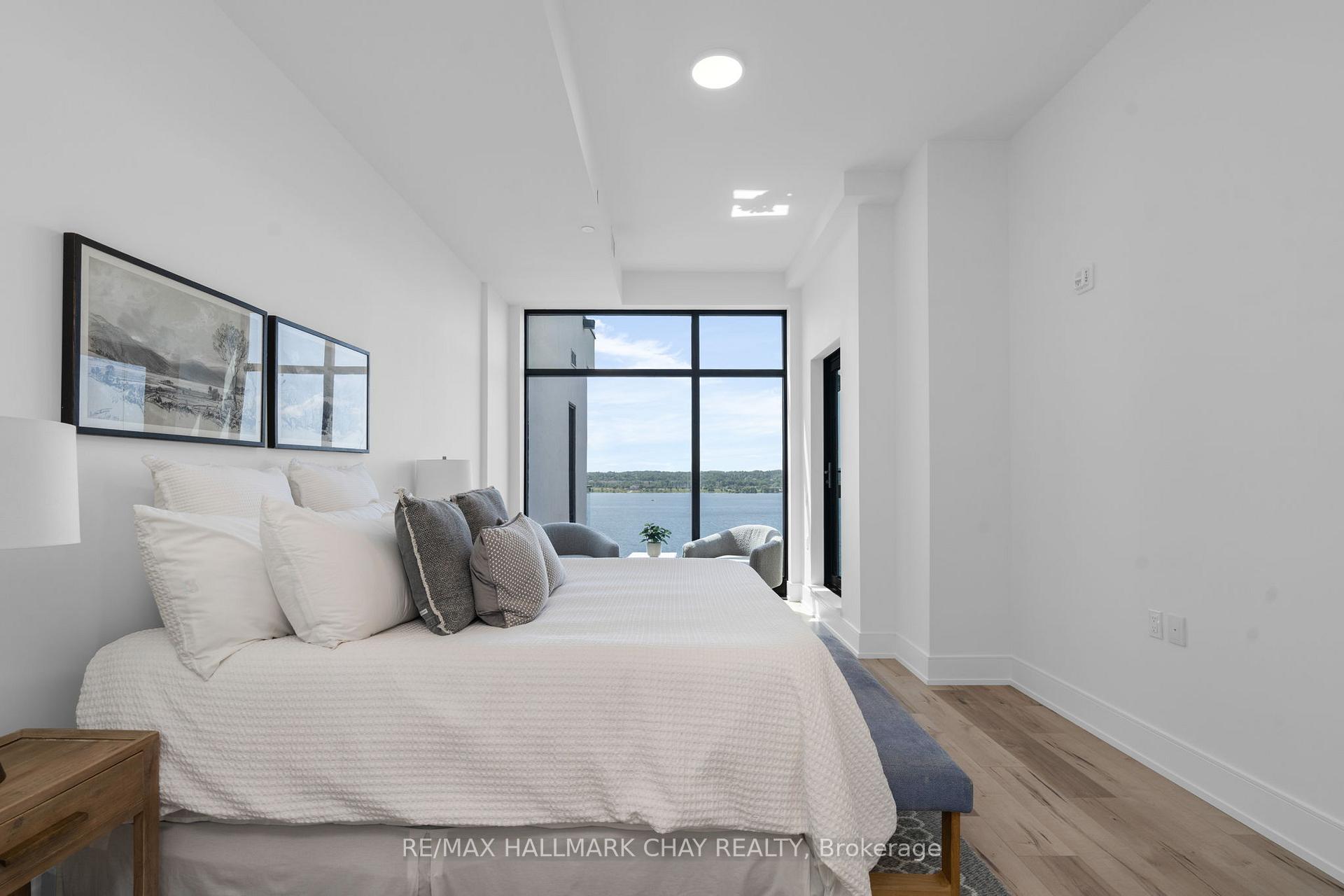Photo 19 of Unit PH07, 185 Dunlop Street E, Barrie, Lakeshore — HOMEH