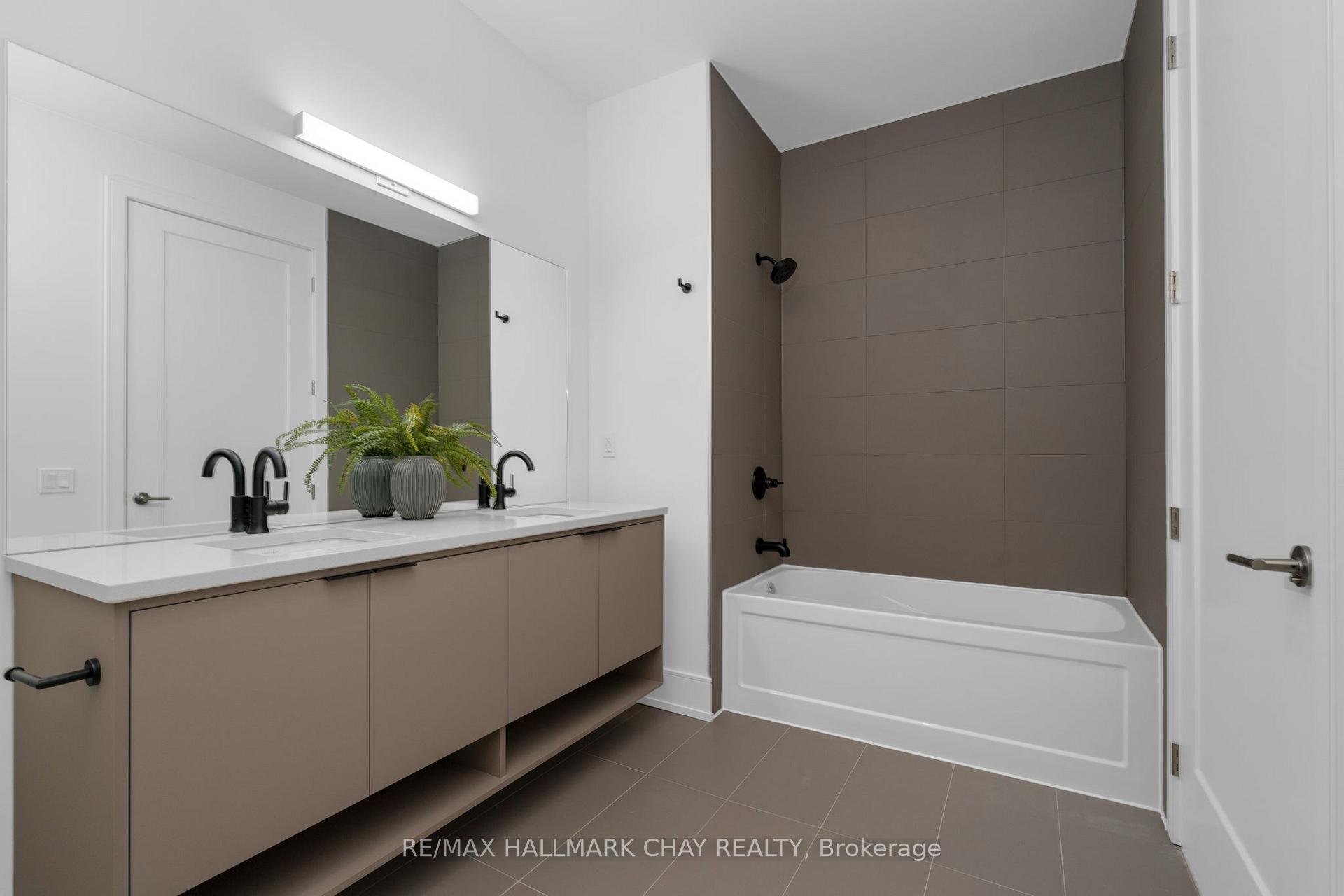 Photo 26 of Unit PH07, 185 Dunlop Street E, Barrie, Lakeshore — HOMEH