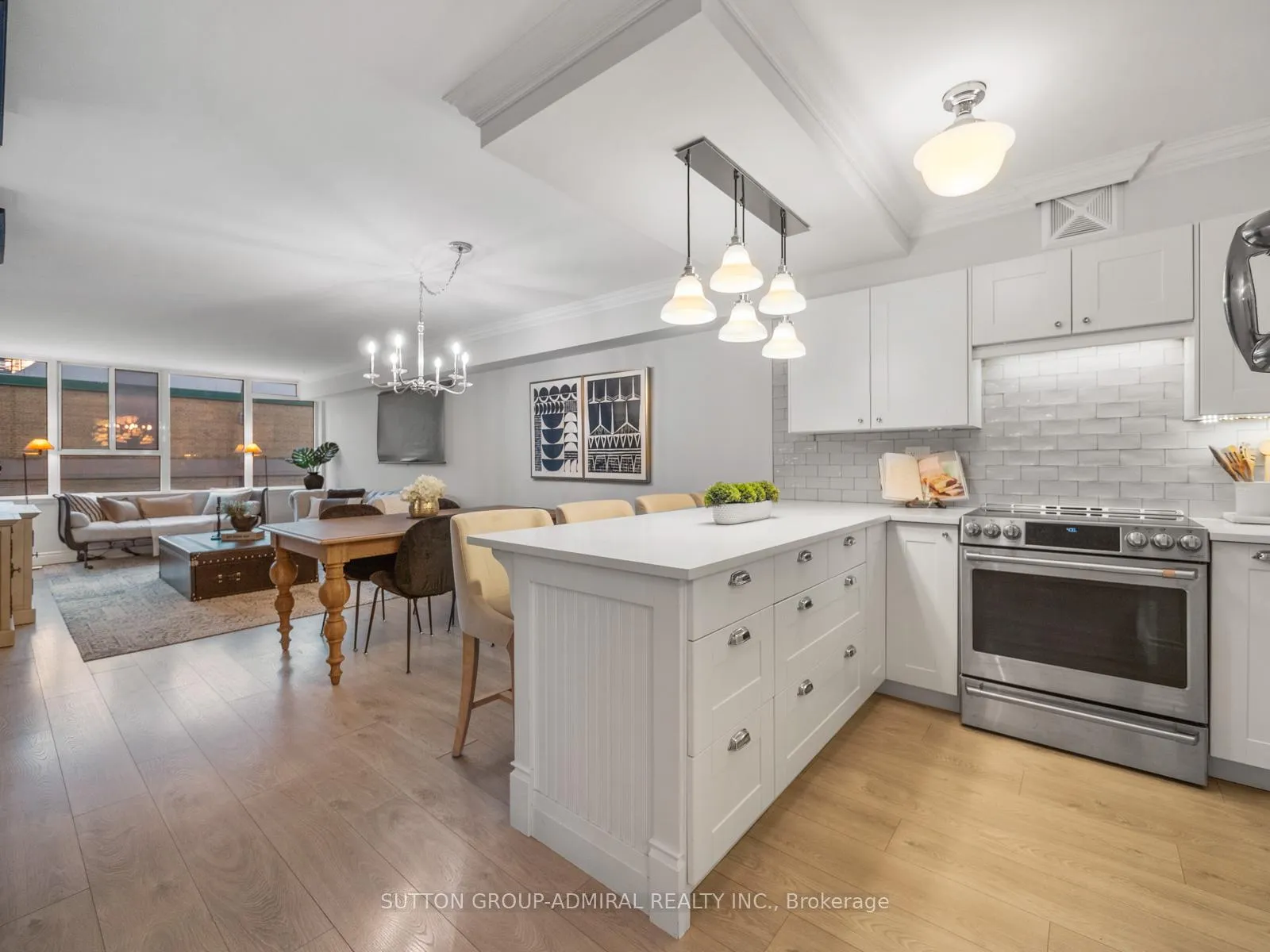 Photo 1 of Unit 810, 45 Carlton Street, Toronto, Church-Yonge Corridor — HOMEH