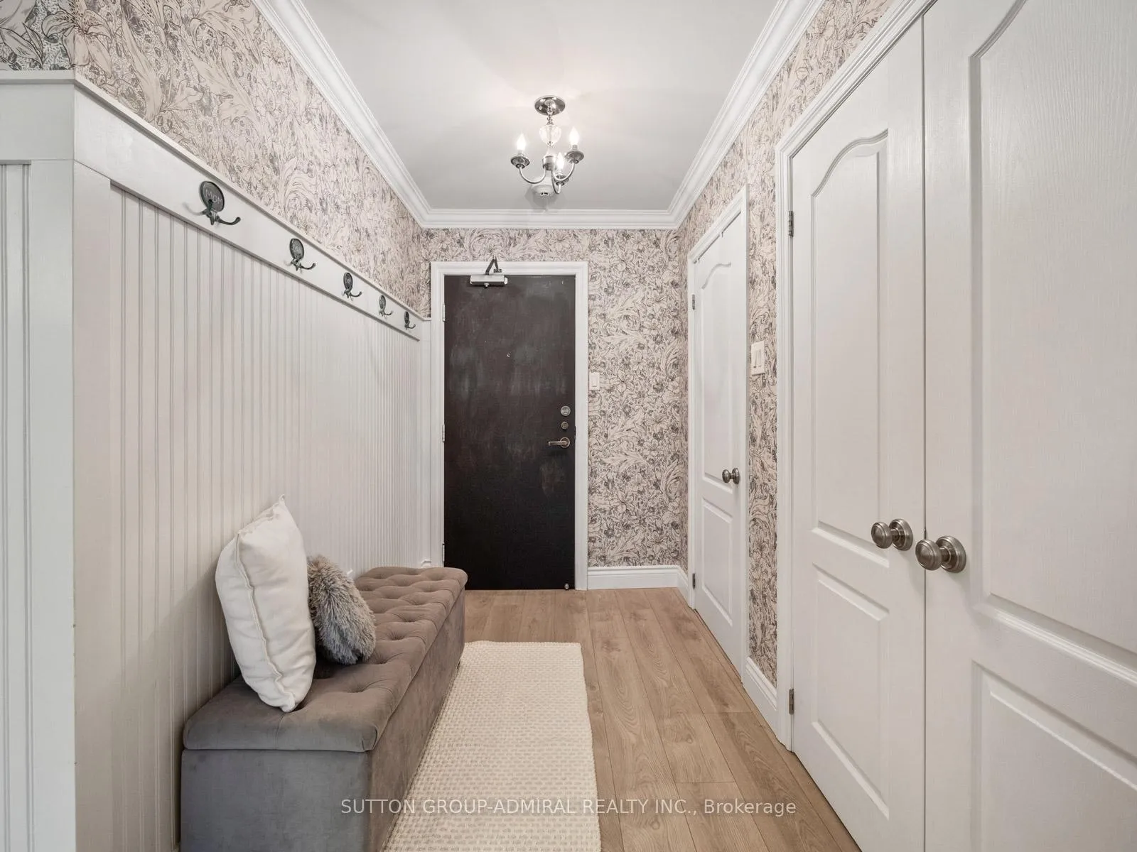 Photo 2 of Unit 810, 45 Carlton Street, Toronto, Church-Yonge Corridor — HOMEH