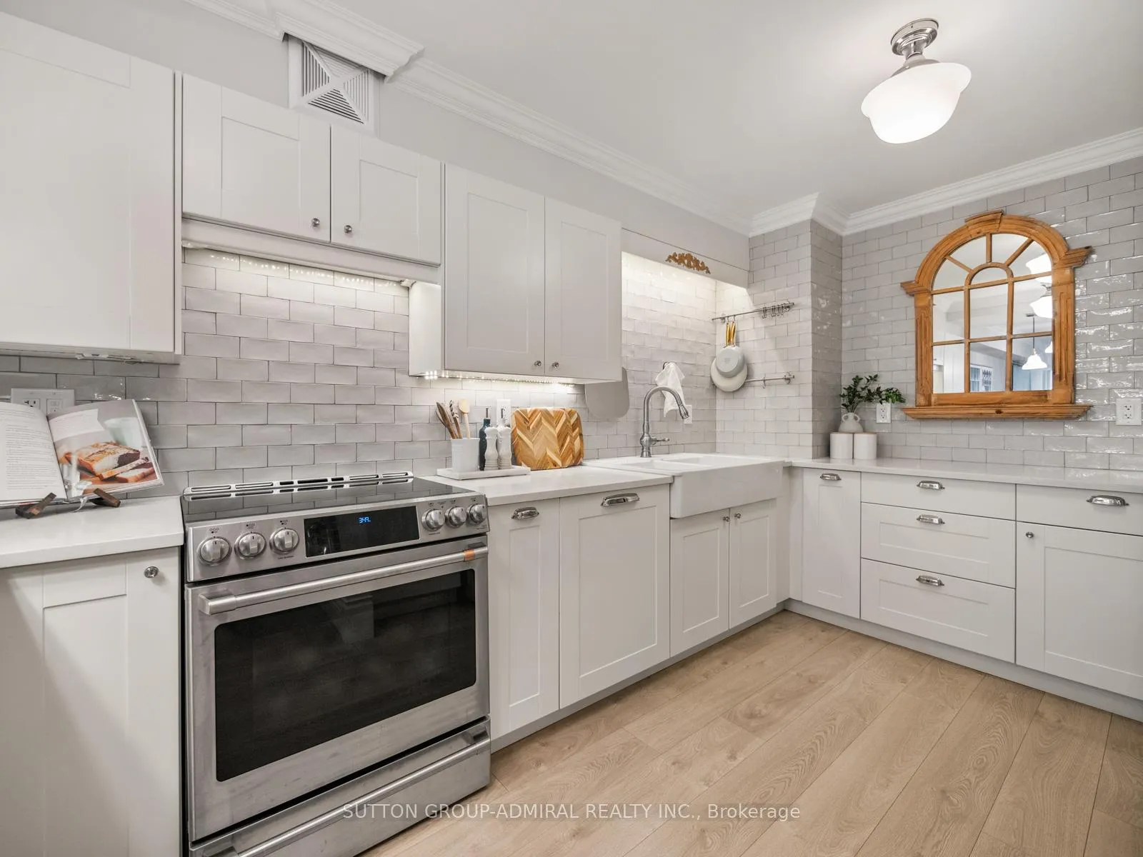 Photo 6 of Unit 810, 45 Carlton Street, Toronto, Church-Yonge Corridor — HOMEH