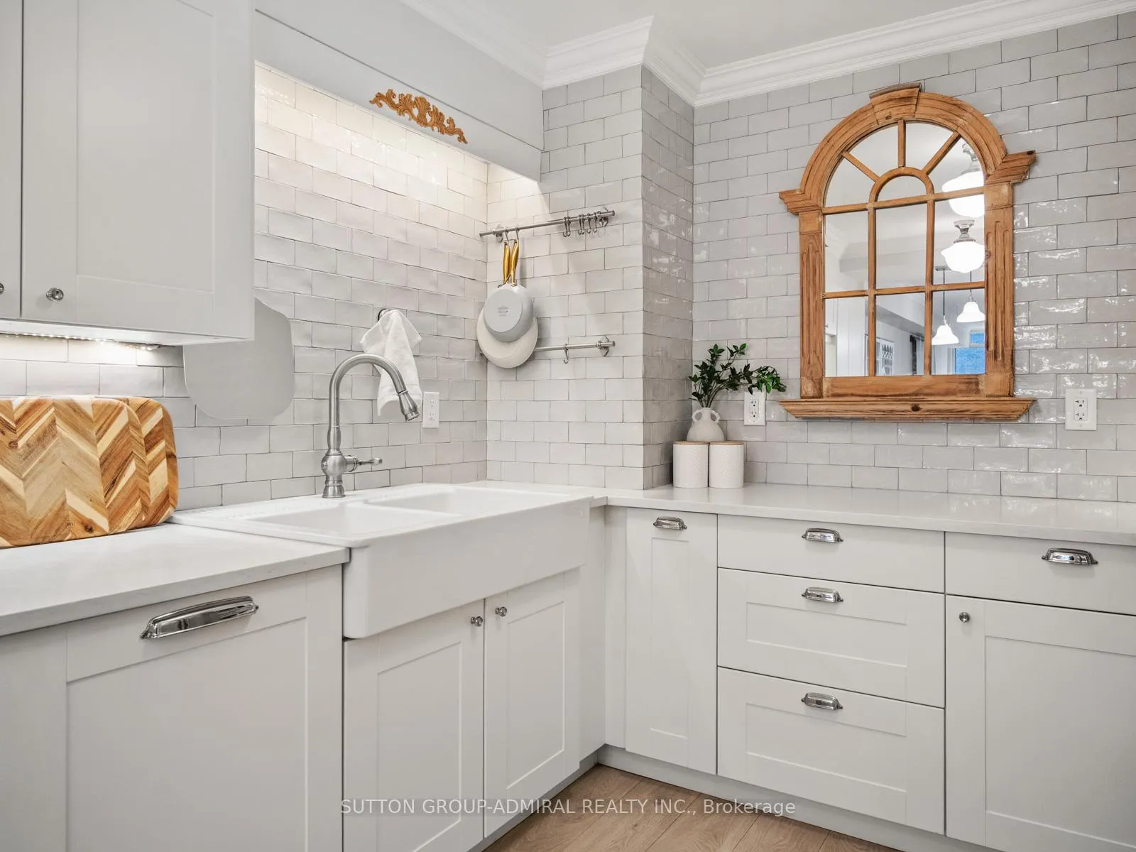 Photo 9 of Unit 810, 45 Carlton Street, Toronto, Church-Yonge Corridor — HOMEH