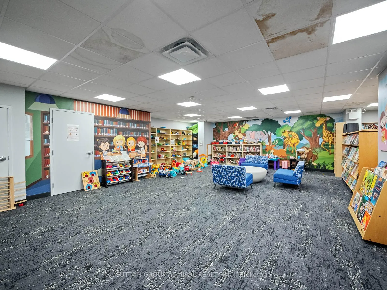 Photo 42 of Unit 810, 45 Carlton Street, Toronto, Church-Yonge Corridor — HOMEH