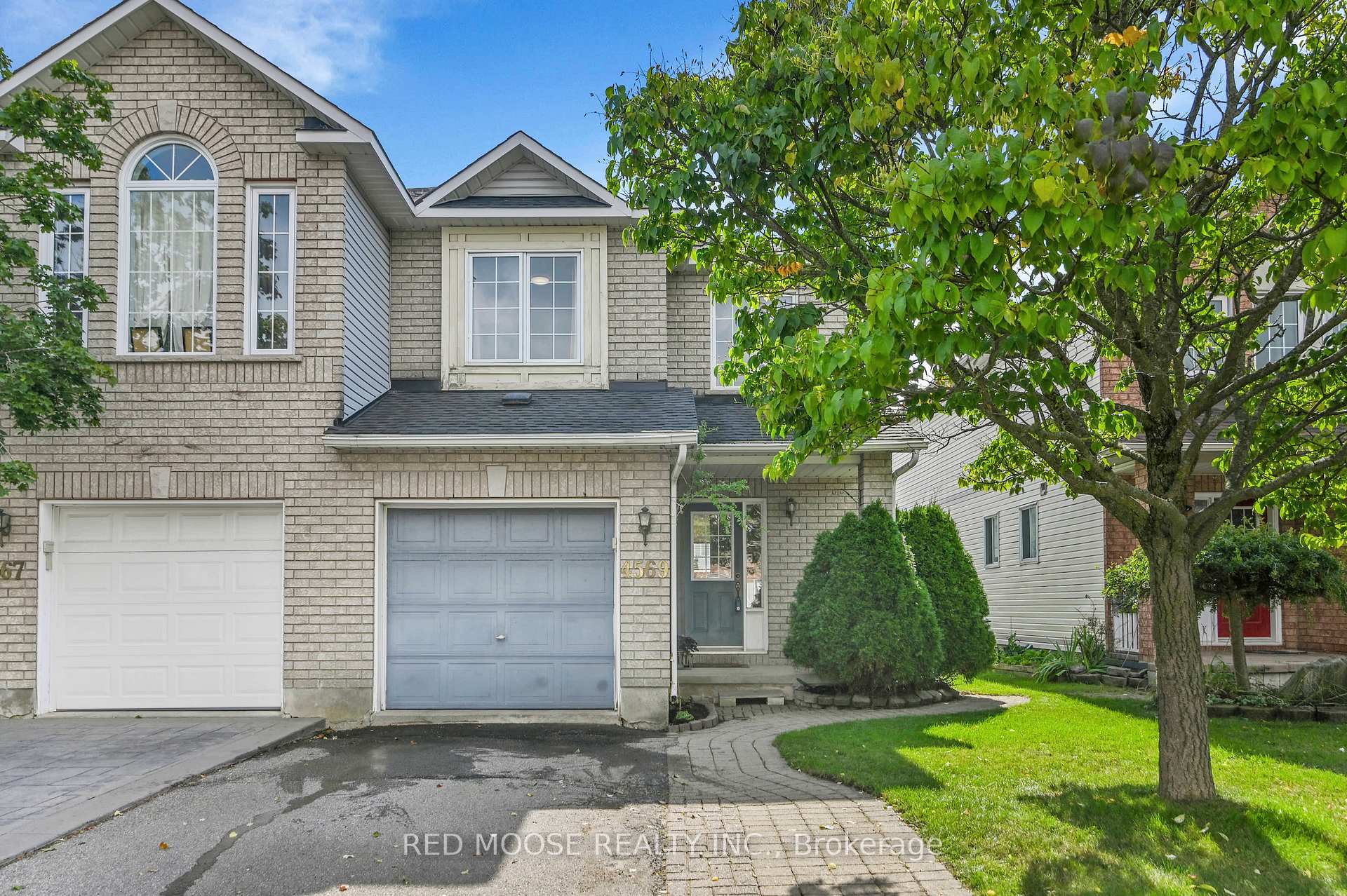 Front of 4569 Ogilvie Walk Crescent