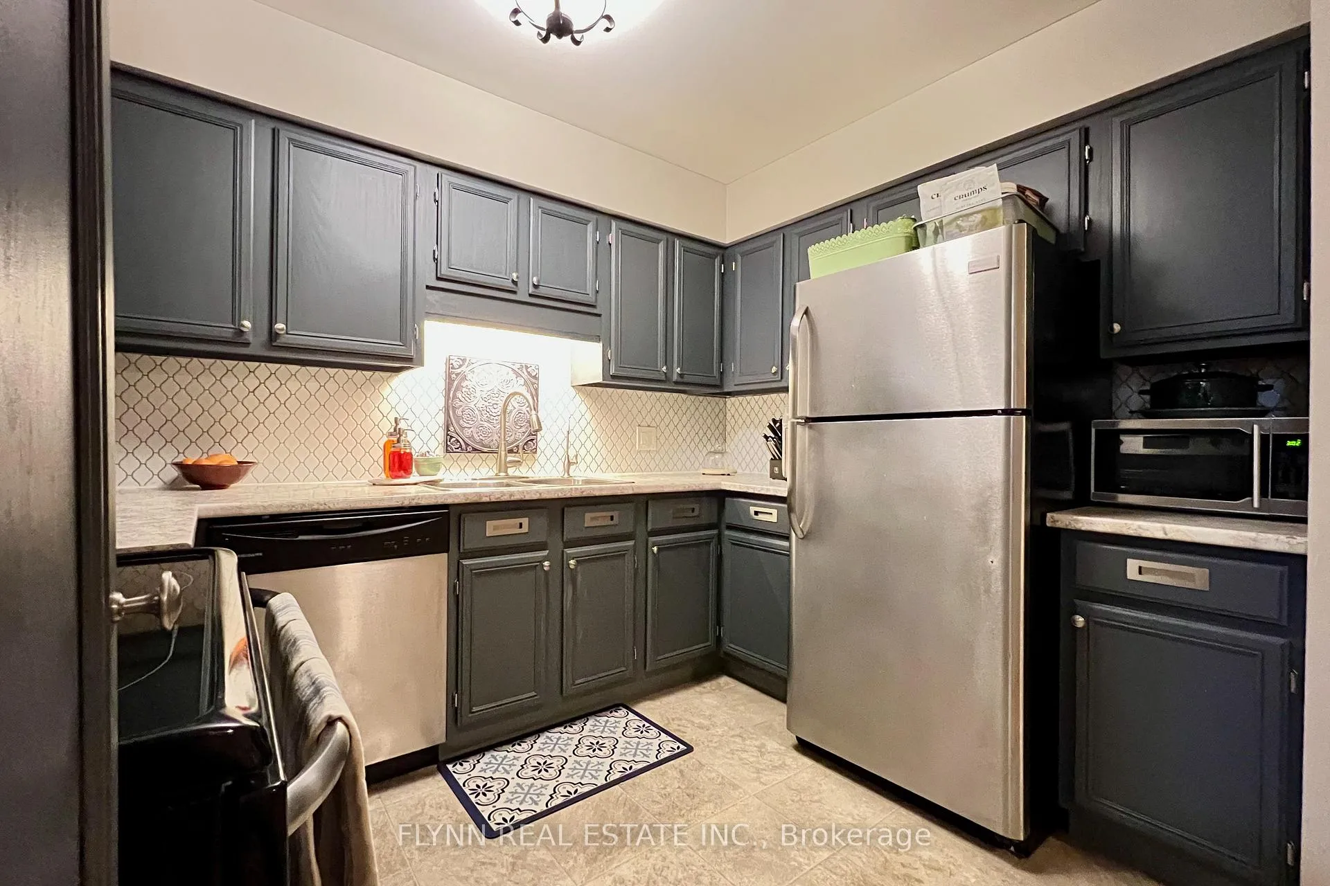 Photo 8 of Unit 105, 2 Walnut Street, St. Catharines, Oakdale — HOMEH