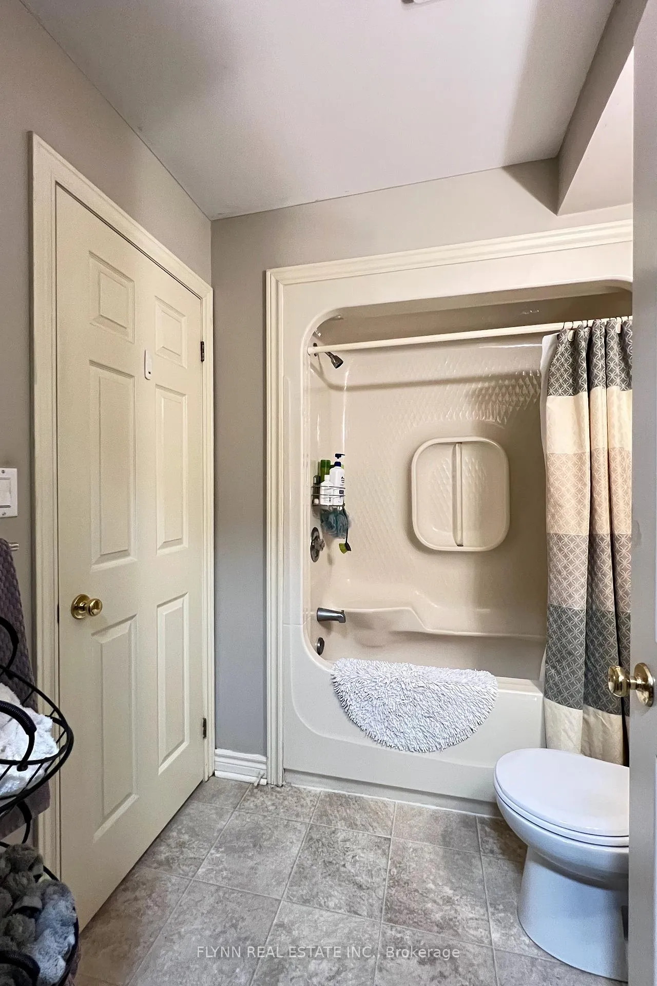 Photo 11 of Unit 105, 2 Walnut Street, St. Catharines, Oakdale — HOMEH