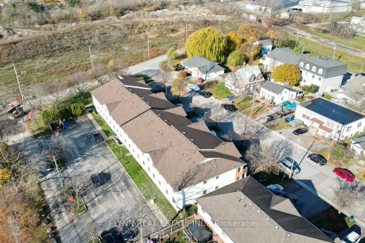 Photo 18 of Unit 105, 2 Walnut Street, St. Catharines, Oakdale — HOMEH