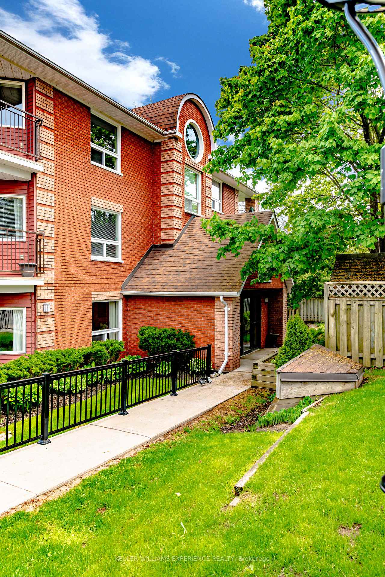 Photo 19 of Unit 204, 131 Clapperton Street, Barrie, Wellington — HOMEH