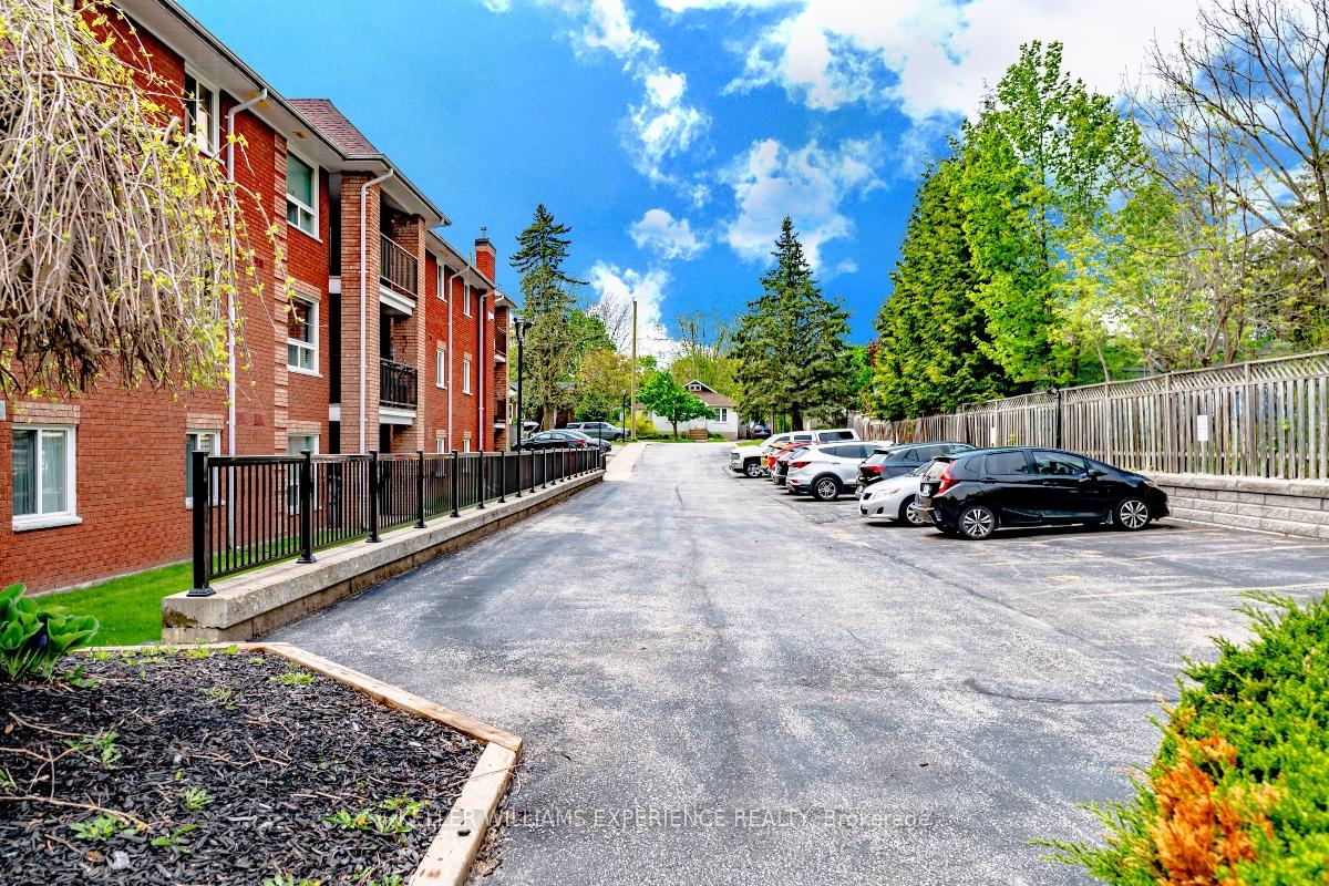 Photo 45 of Unit 204, 131 Clapperton Street, Barrie, Wellington — HOMEH