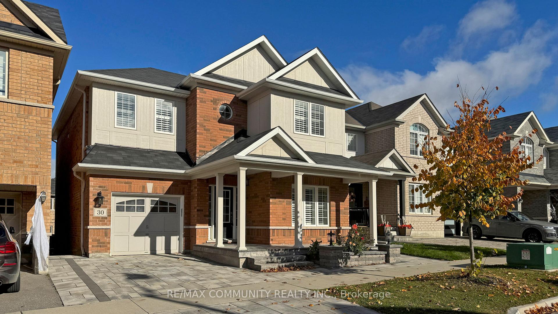 Photo 5 of 30 Raithby Crescent, Ajax, Central East — HOMEH