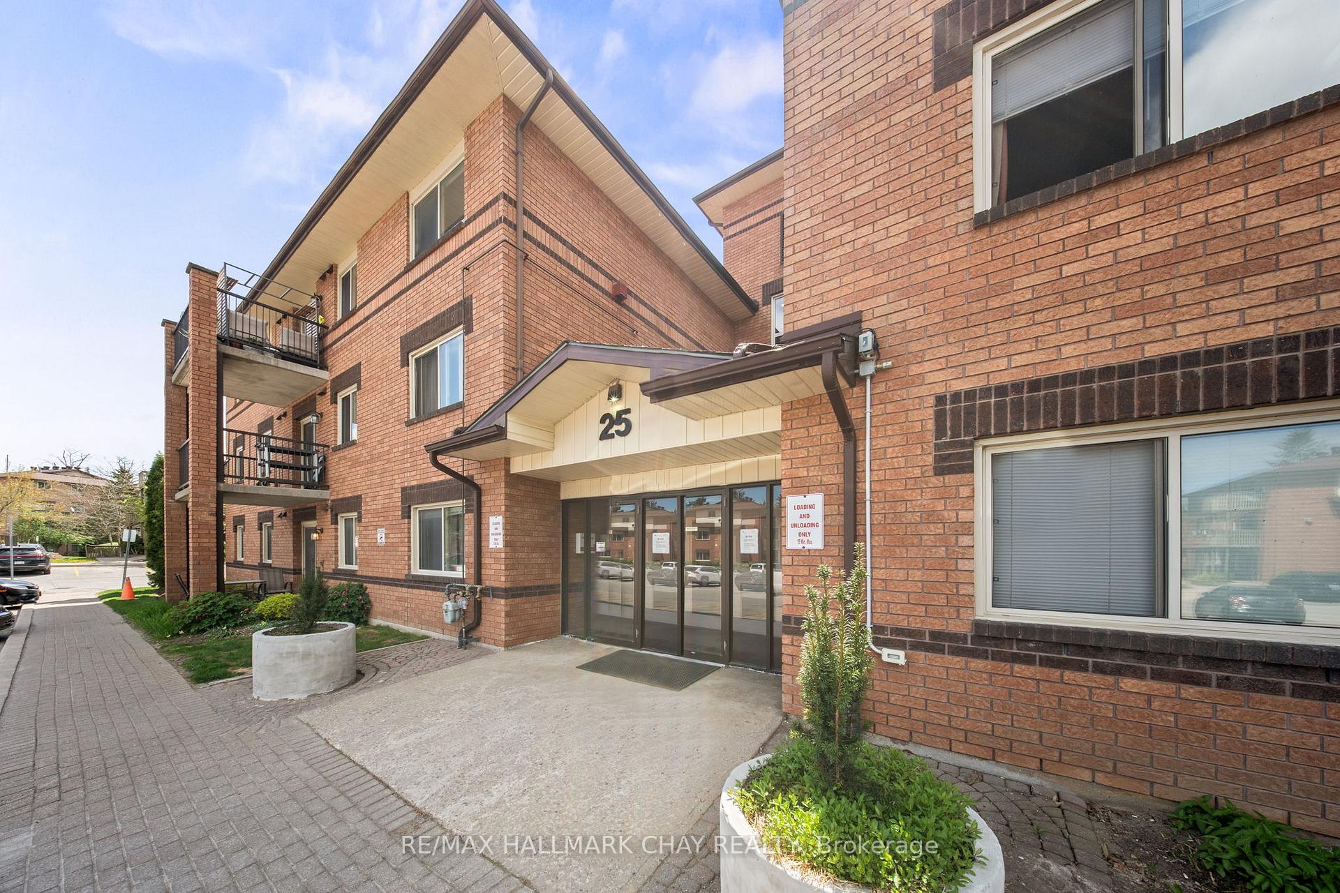 Photo 1 of Unit 303, 25 Meadow Lane, Barrie, Ardagh — HOMEH