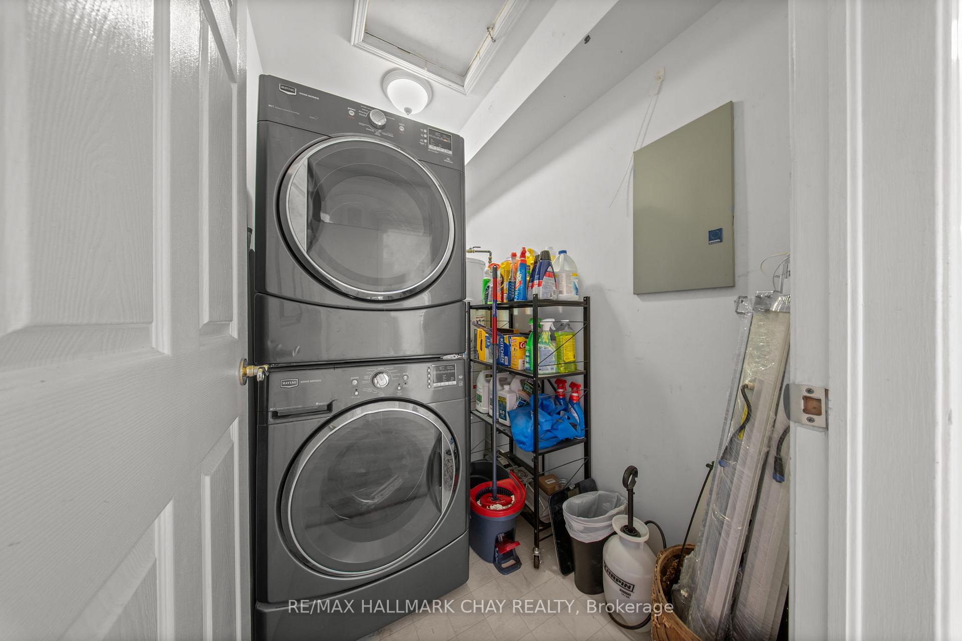 Photo 4 of Unit 303, 25 Meadow Lane, Barrie, Ardagh — HOMEH