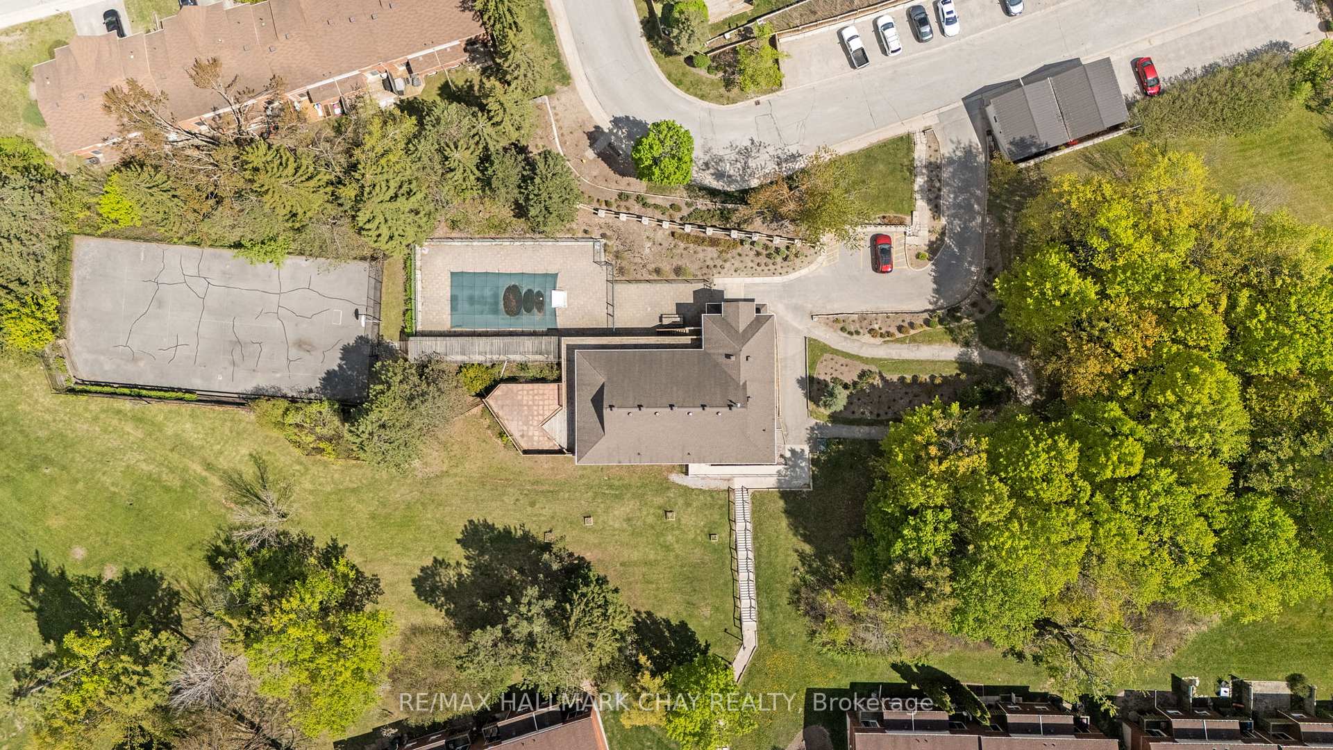Photo 17 of Unit 303, 25 Meadow Lane, Barrie, Ardagh — HOMEH