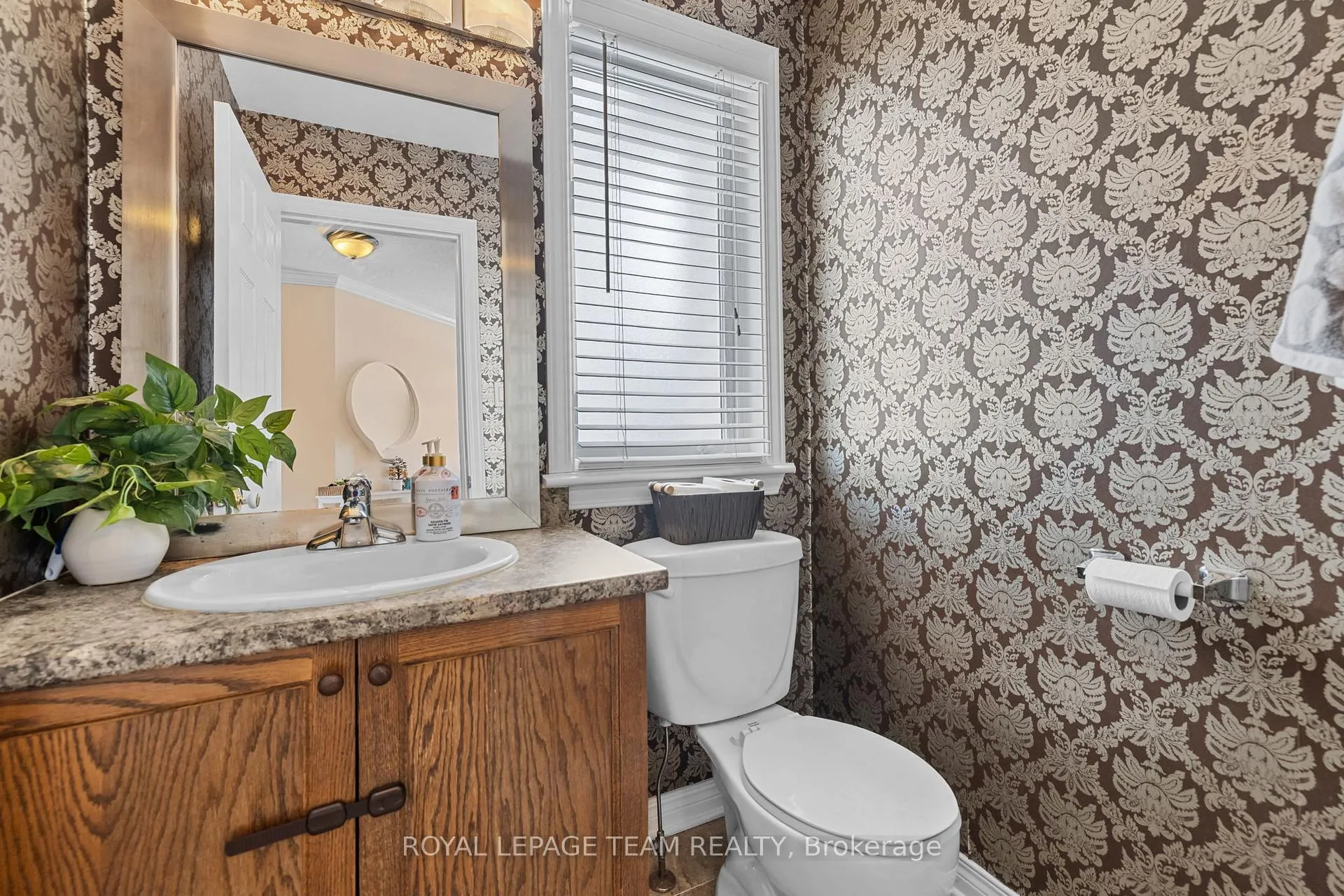 Photo 9 of 84 Knowlton Drive, Ottawa, Barrhaven East — HOMEH