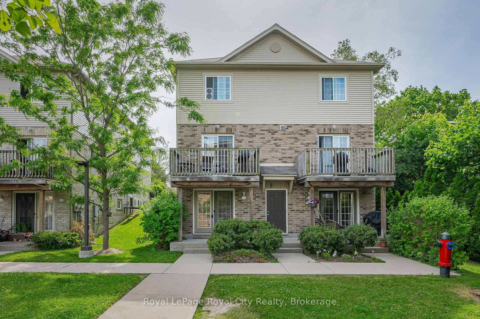 Photo 2 of Unit 14, 35 Mountford Drive, Guelph, Grange Road — HOMEH