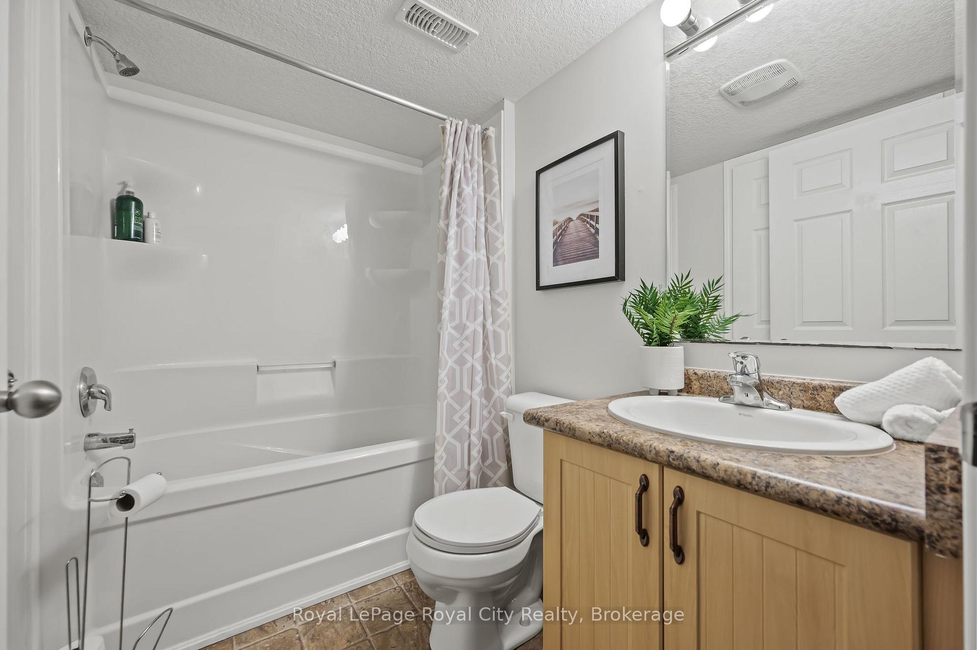 Photo 20 of Unit 14, 35 Mountford Drive, Guelph, Grange Road — HOMEH