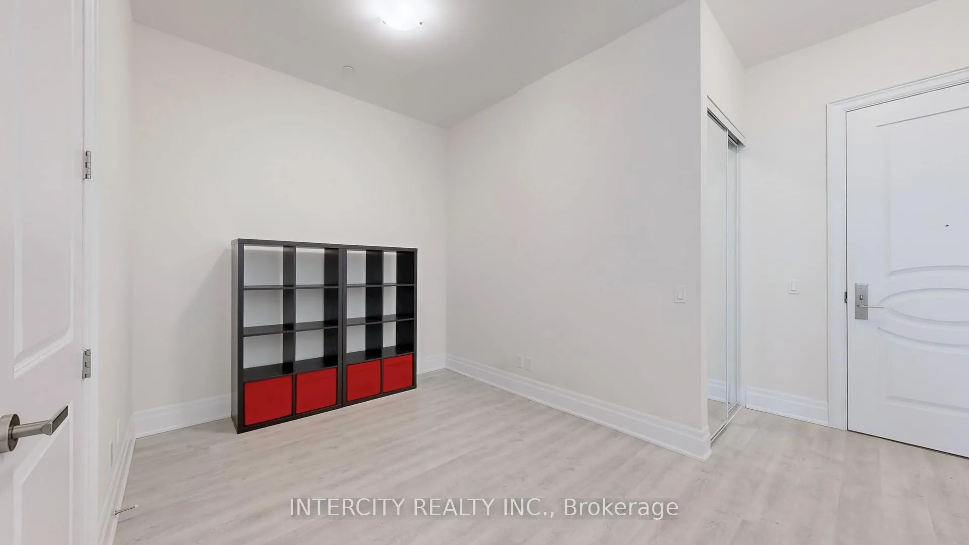 Photo 19 of Unit PH07, 9075 Jane Street, Vaughan, Concord — HOMEH