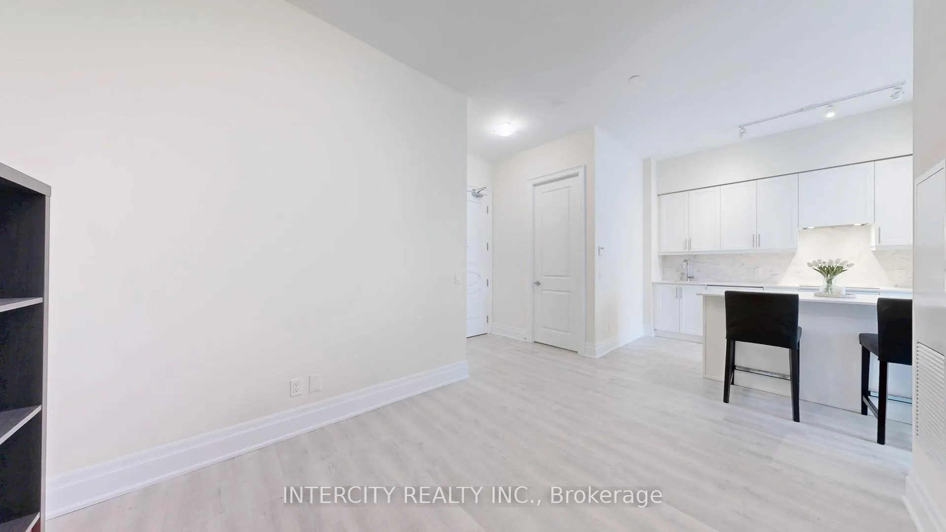 Photo 23 of Unit PH07, 9075 Jane Street, Vaughan, Concord — HOMEH